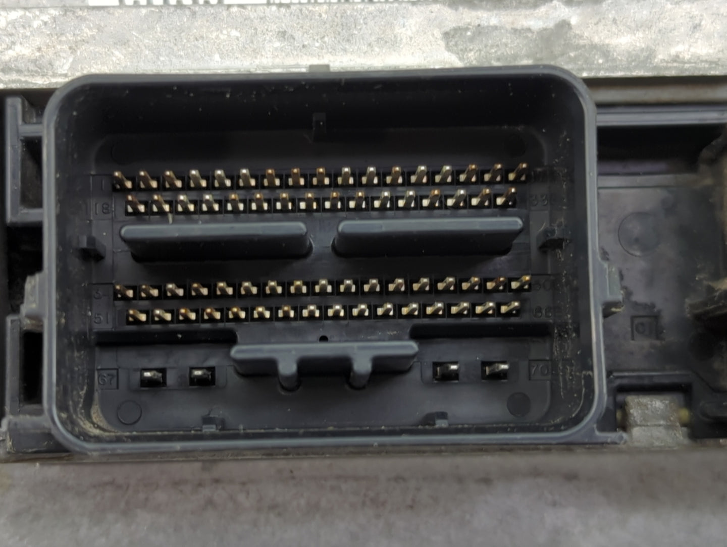 2011 Ford Fusion PCM Engine Control Computer ECU ECM PCU OEM P/N:BE5A-12A650-CF AM6A-12B684-DB Fits OEM Used Auto Parts - Oe