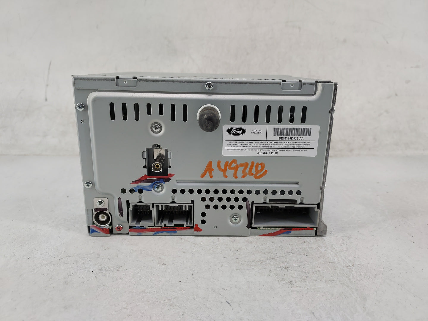 2011-2012 Ford Fusion Radio AM FM Cd Player Receiver Replacement P/N:BE5T-18D822-AA Fits Fits 2011 2012 OEM Used Auto Parts 
