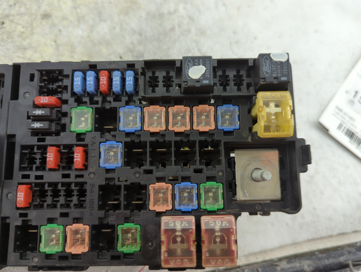 2010-2012 Ford Fusion Fusebox Fuse Box Panel Relay Module P/N:5C3T-14B192-AA 7154-5616-30 Fits Fits 2010 2011 2012 OEM Used 
