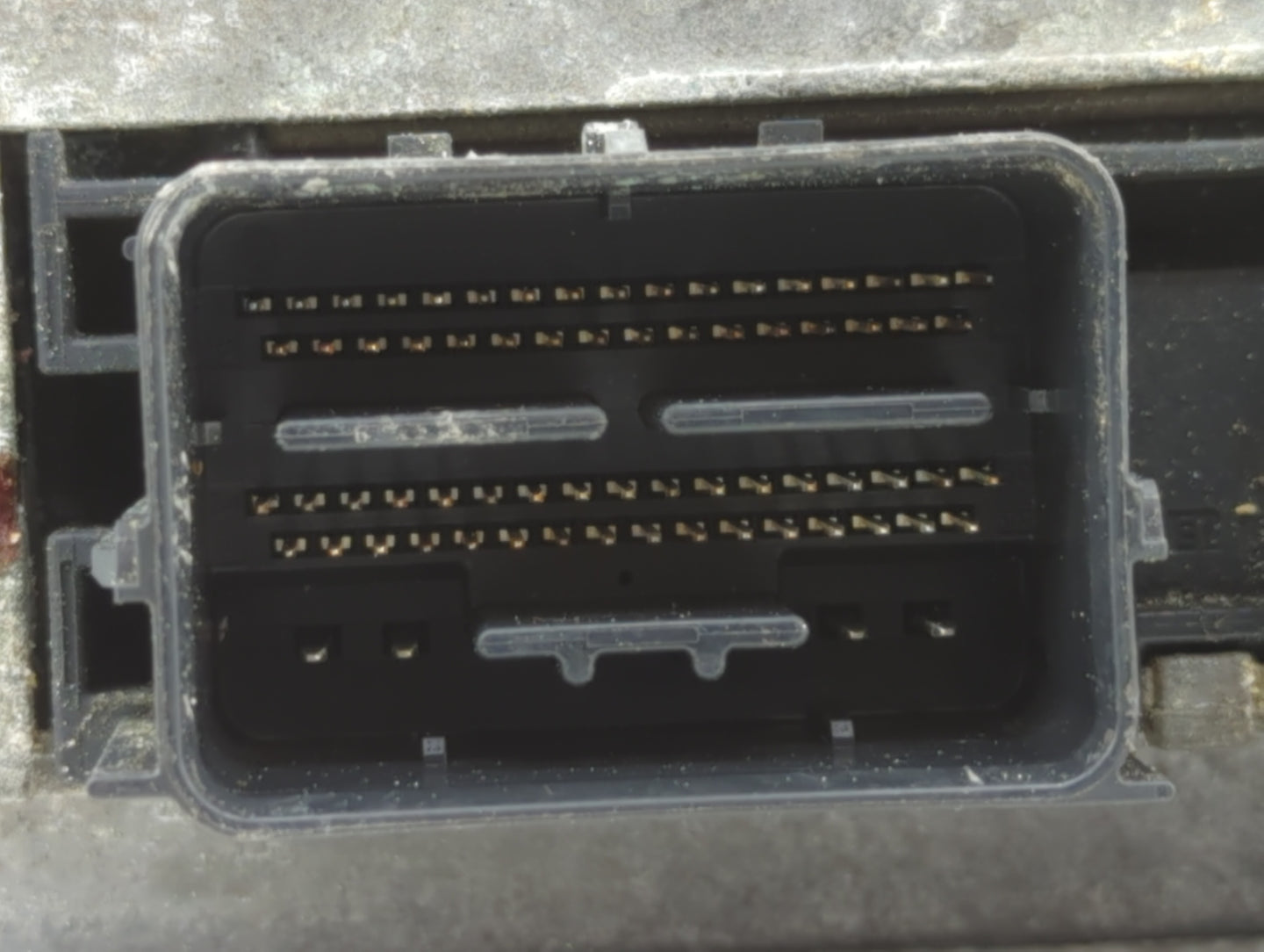 2011 Ford Fusion PCM Engine Control Computer ECU ECM PCU OEM P/N:AE5A-12A650-DFC AE5A-12A650-EPD, AE5A-12A650-EPB Fits OEM U