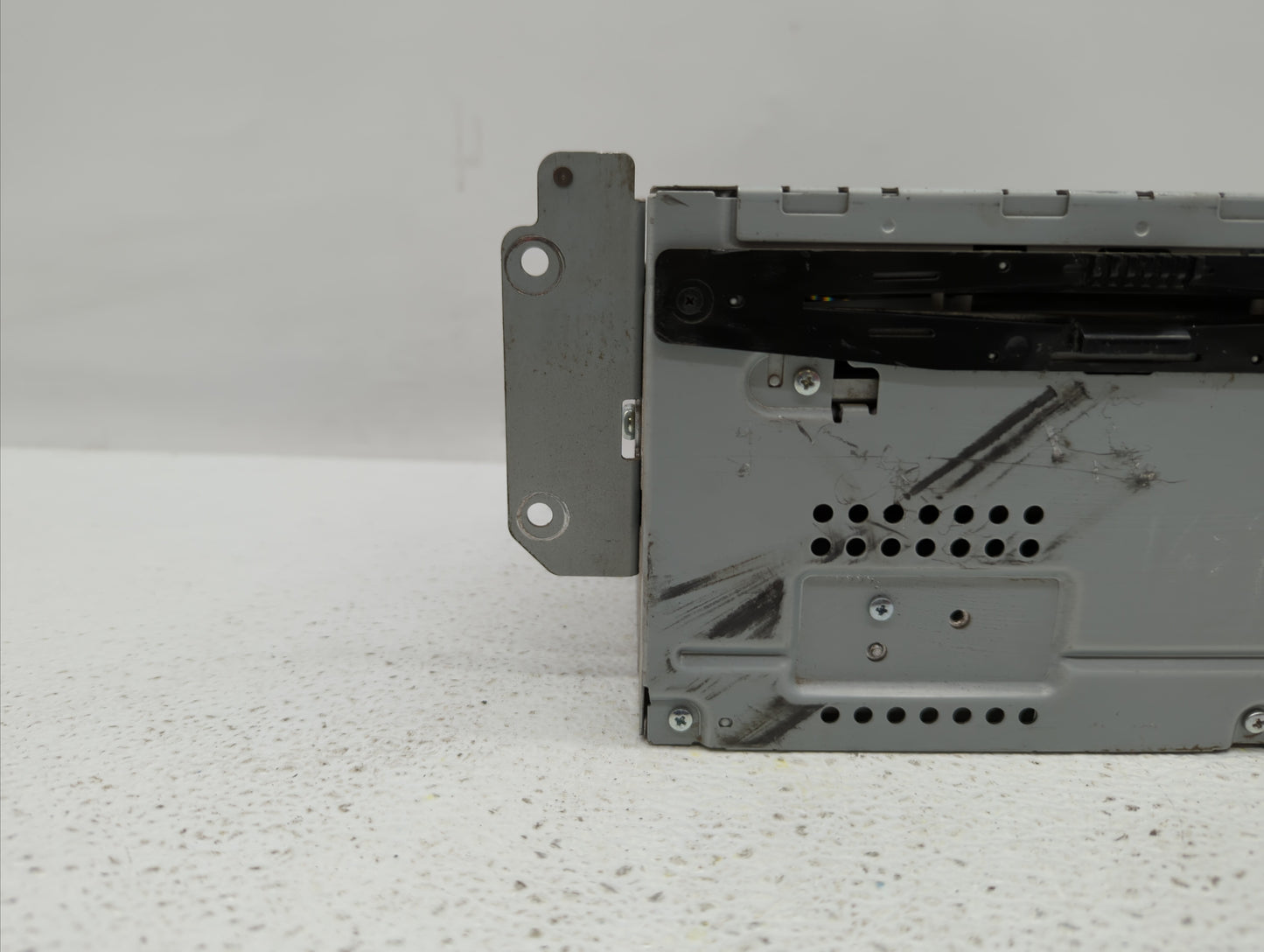 2010-2012 Ford Fusion Am Fm Cd Player Radio Receiver - Oemusedautoparts1.com