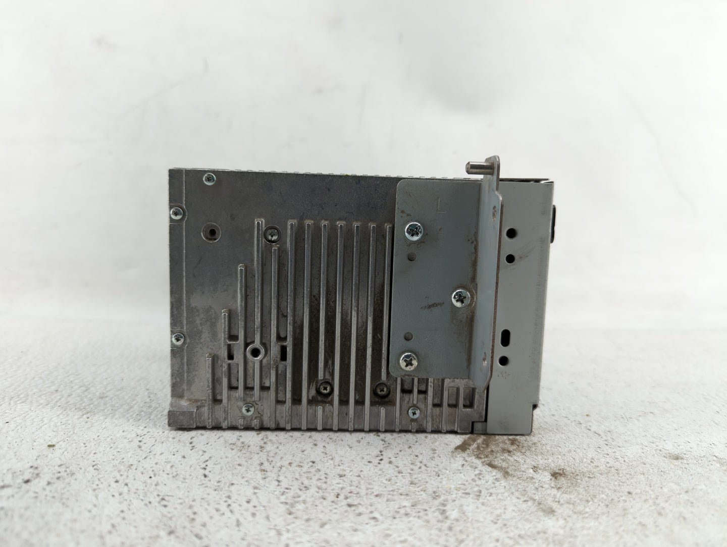 2010-2012 Ford Fusion Am Fm Cd Player Radio Receiver - Oemusedautoparts1.com