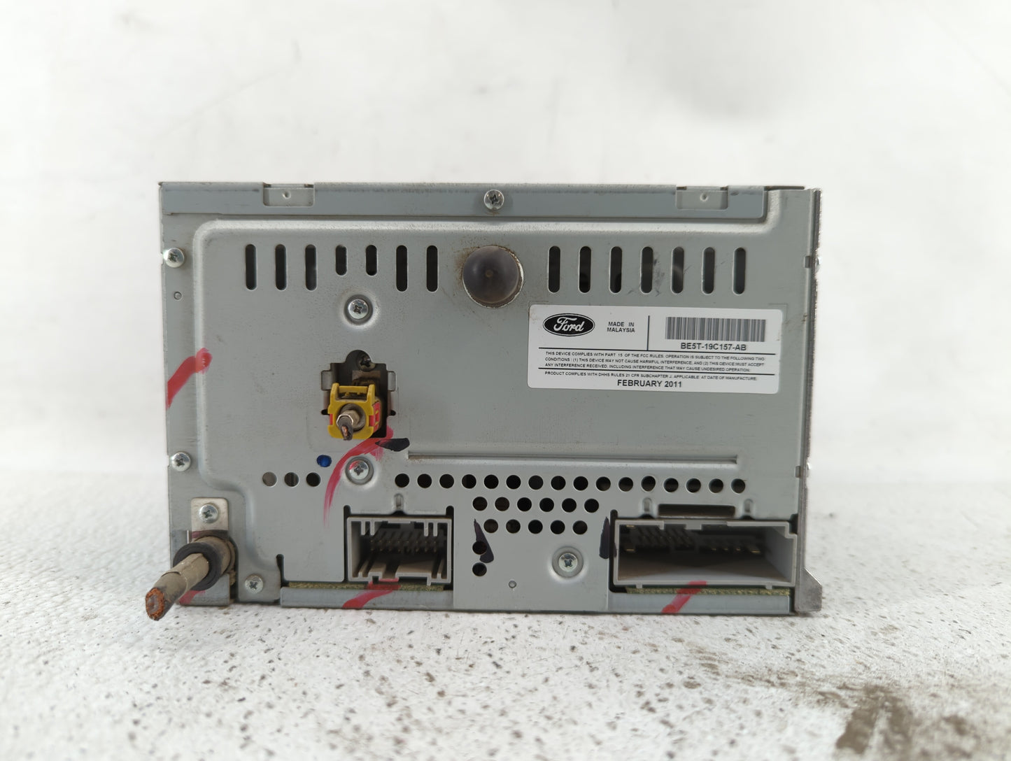 2010-2012 Ford Fusion Am Fm Cd Player Radio Receiver - Oemusedautoparts1.com