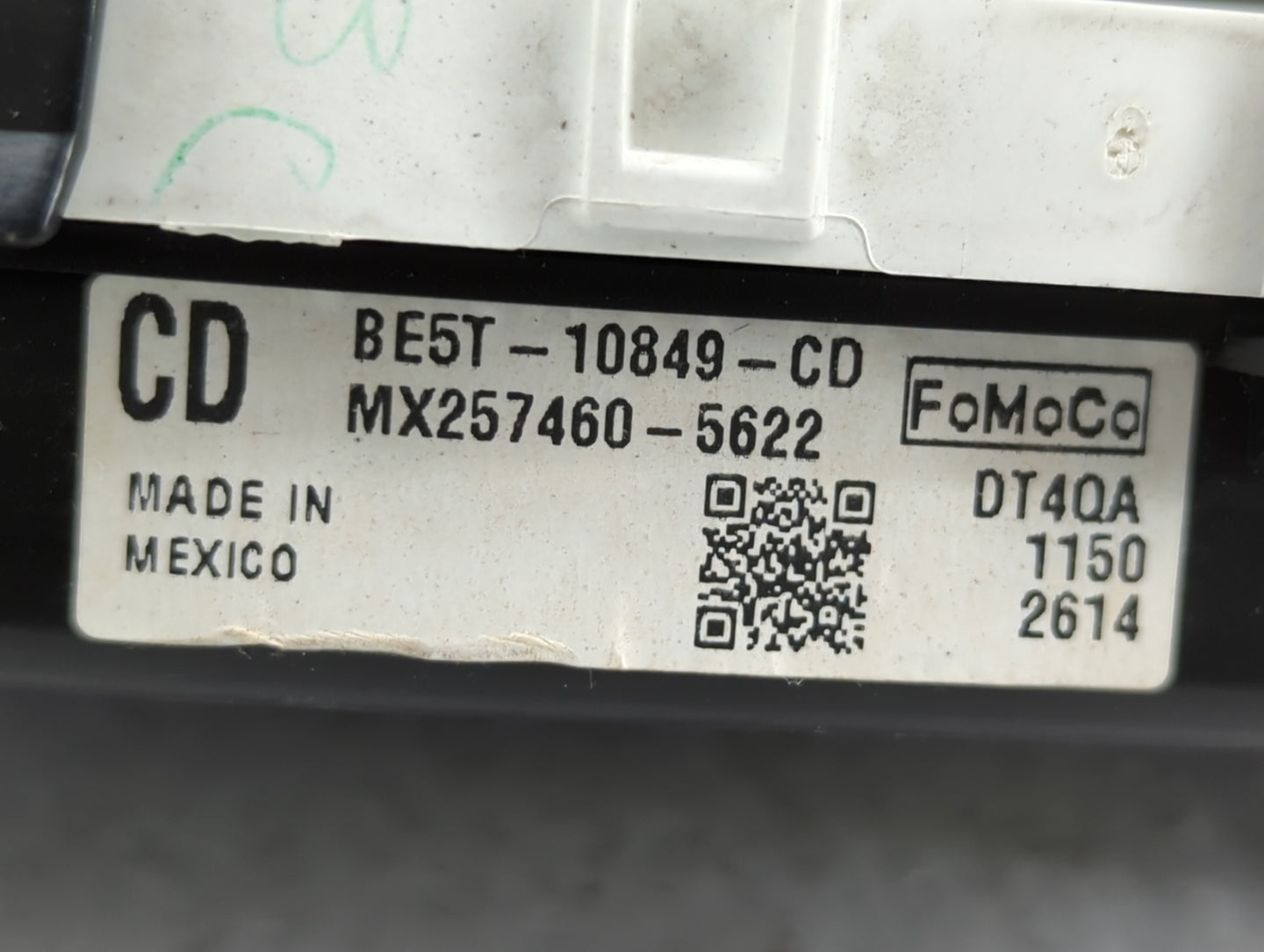 2011 Ford Fusion Instrument Cluster Speedometer Gauges P/N:BE5T-10849-CD Fits OEM Used Auto Parts - Oemusedautoparts1.com