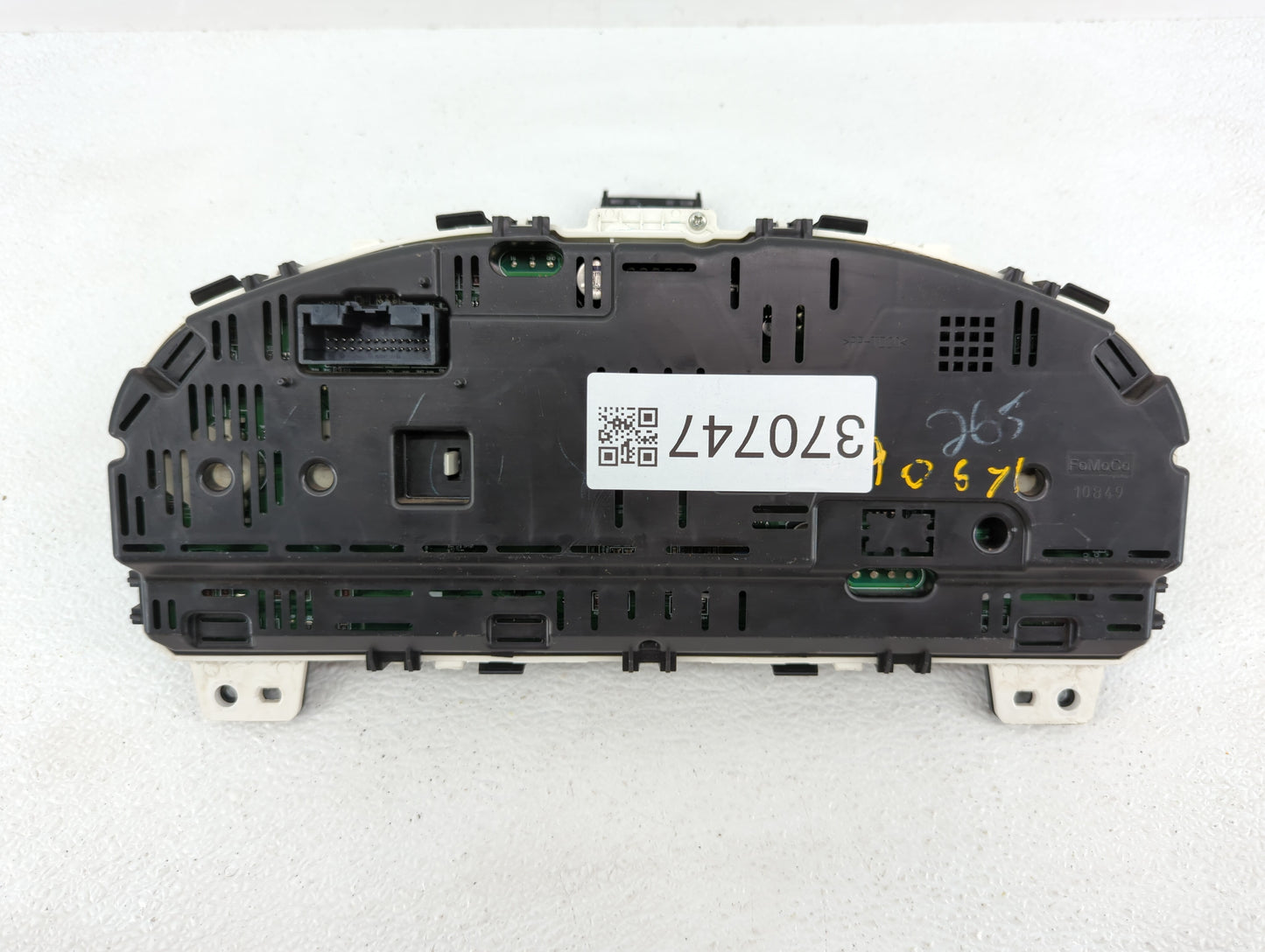 2011-2012 Ford Fusion Instrument Cluster Speedometer Gauges P/N:BE5T-10849-CD Fits Fits 2011 2012 OEM Used Auto Parts - Oemu