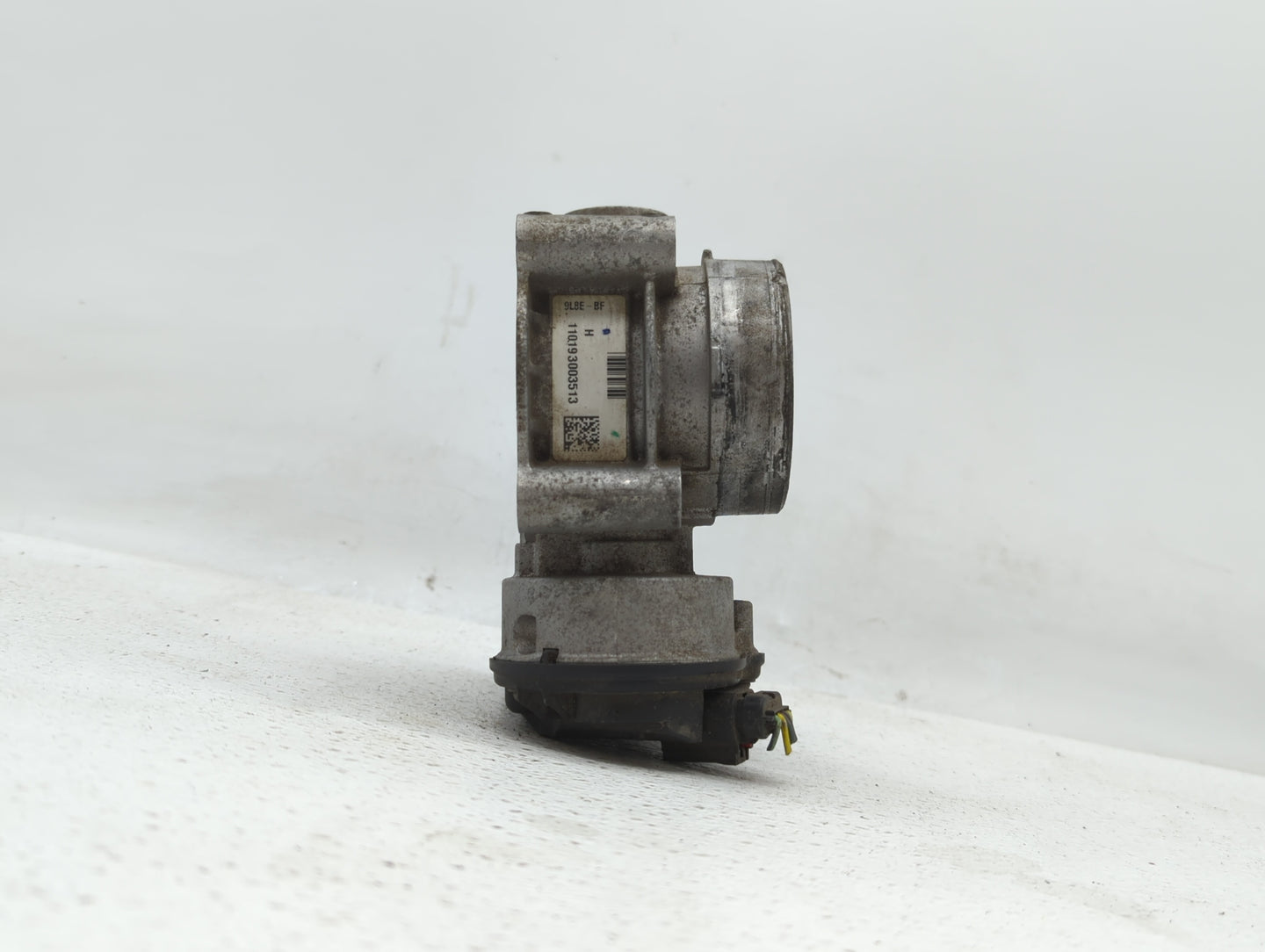 2010-2012 Ford Fusion Throttle Body P/N:9L8E-BF D1111B-1454, DS7E-AC, 9L8Z-A, DS7Z-A, 9L8E-9F991-BC Fits Fits 2009 2010 2011