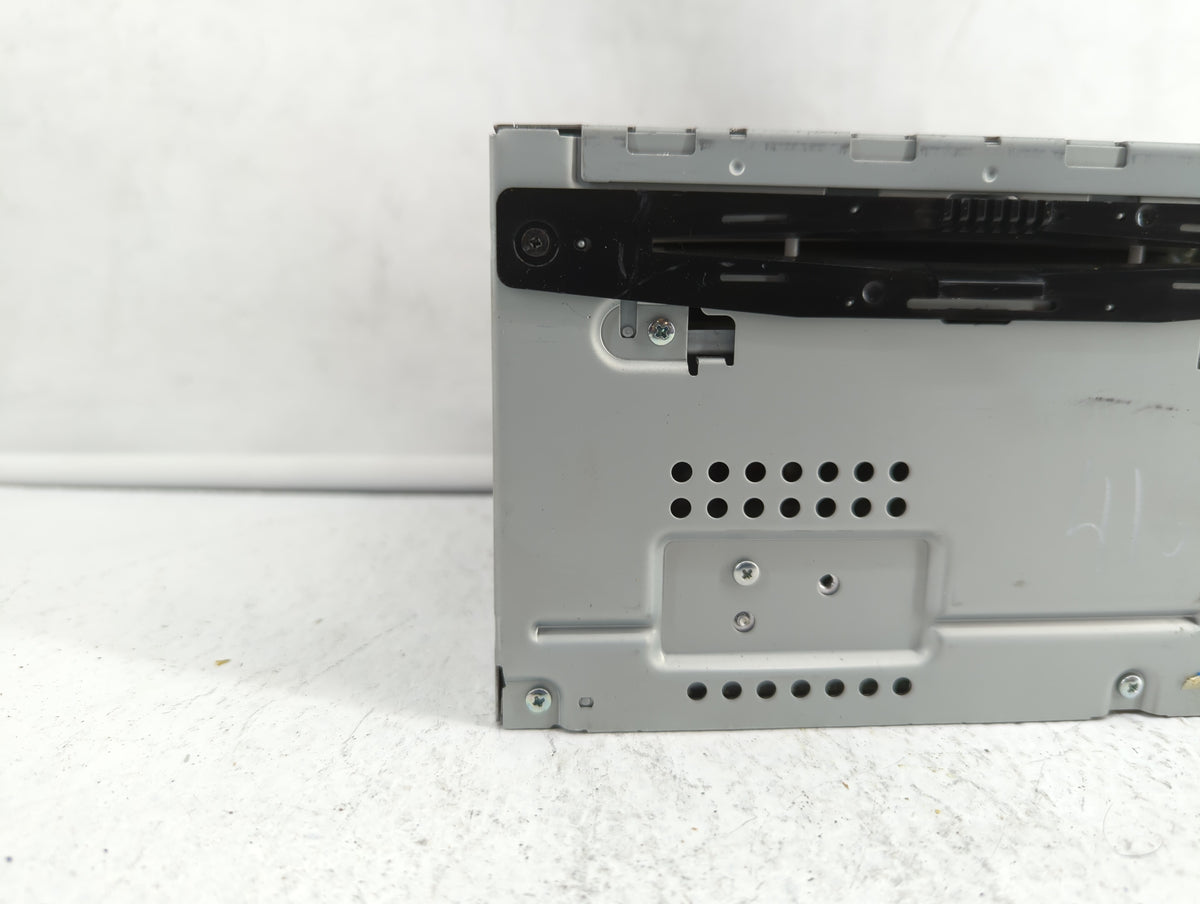 2011-2012 Ford Fusion Am Fm Cd Player Radio Receiver 372883 - Oemusedautoparts1.com