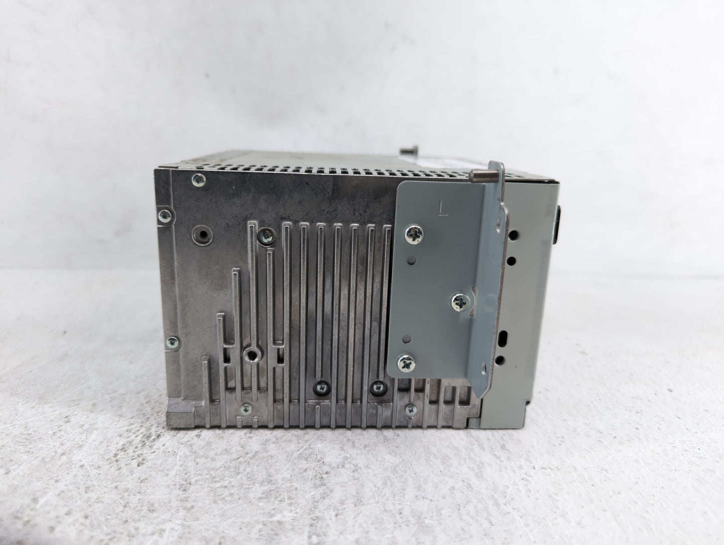 2010-2012 Ford Fusion Am Fm Cd Player Radio Receiver - Oemusedautoparts1.com