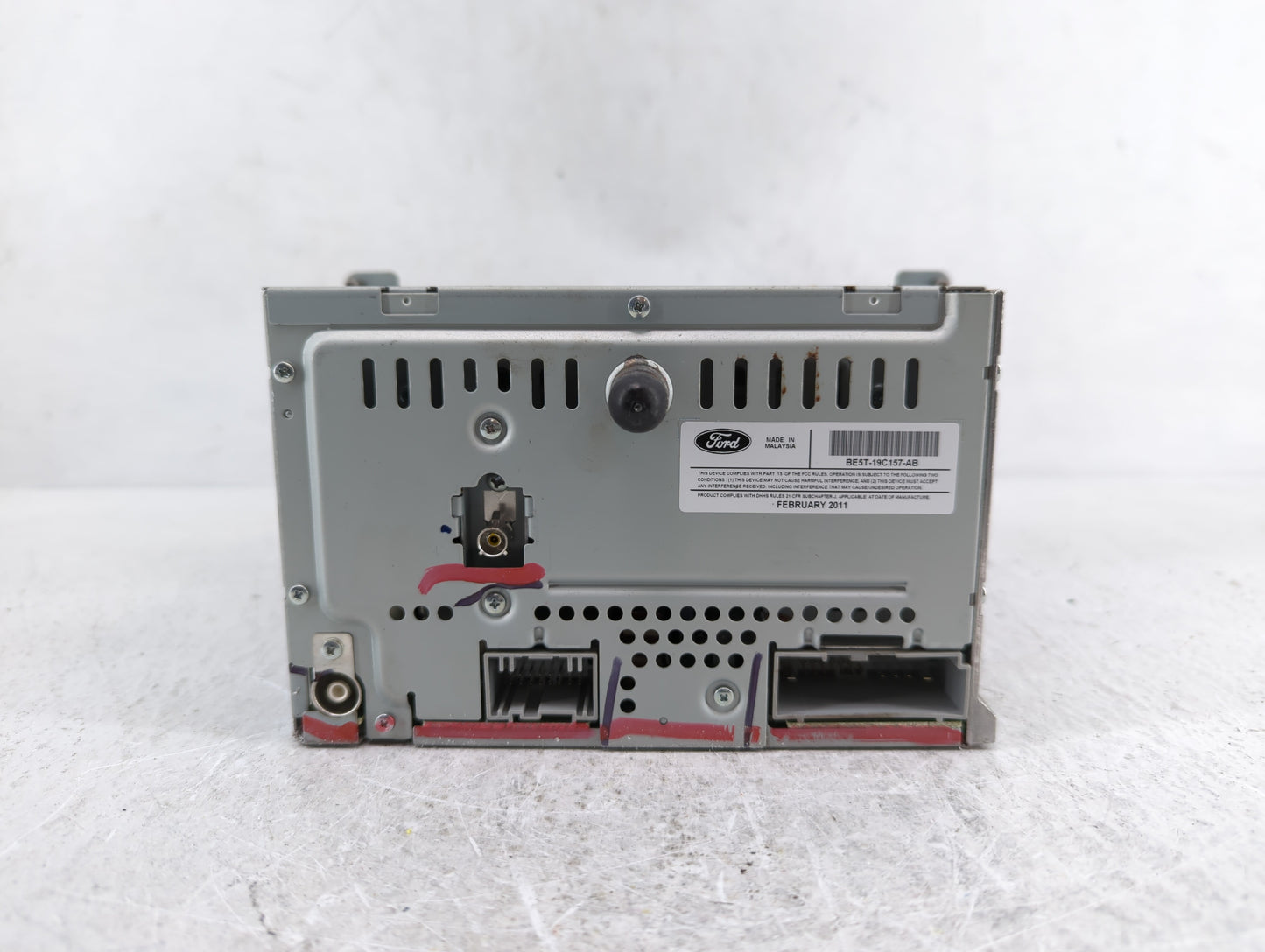 2010-2012 Ford Fusion Am Fm Cd Player Radio Receiver - Oemusedautoparts1.com