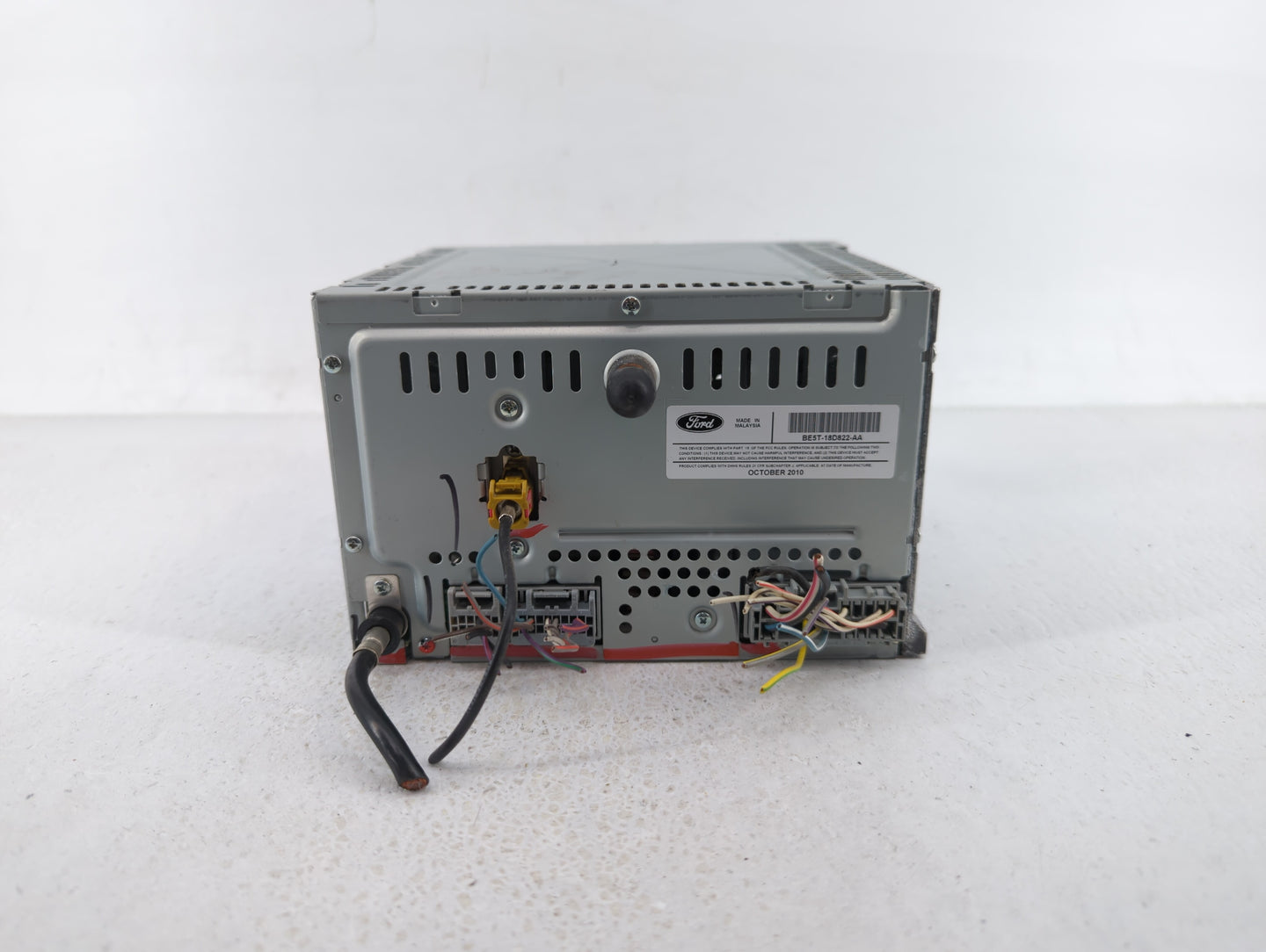 2011-2012 Ford Fusion Am Fm Cd Player Radio Receiver - Oemusedautoparts1.com