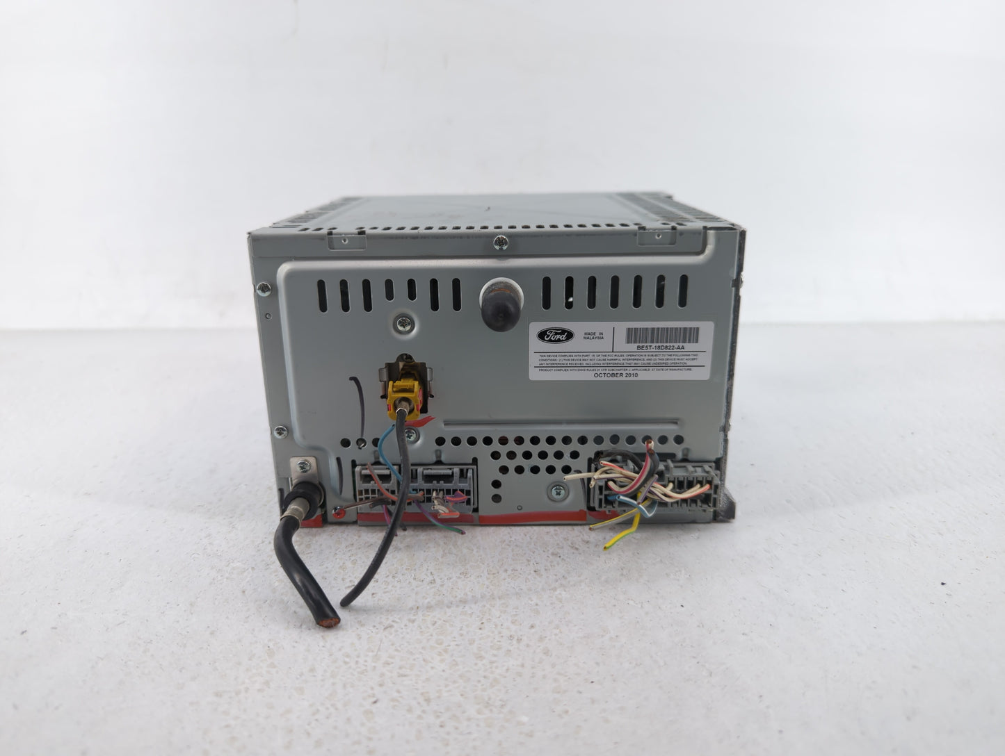 2011-2012 Ford Fusion Am Fm Cd Player Radio Receiver - Oemusedautoparts1.com