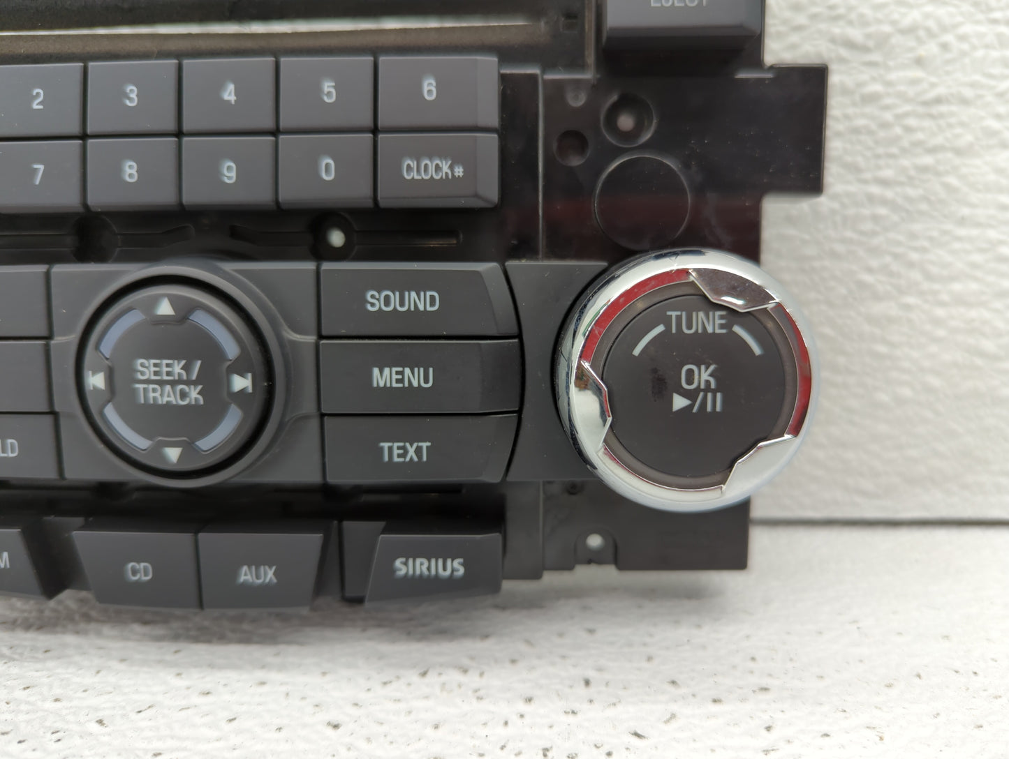 2010-2012 Ford Fusion Radio Control Panel - Oemusedautoparts1.com