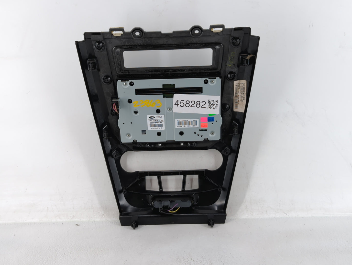 2010-2012 Ford Fusion Radio Control Panel - Oemusedautoparts1.com