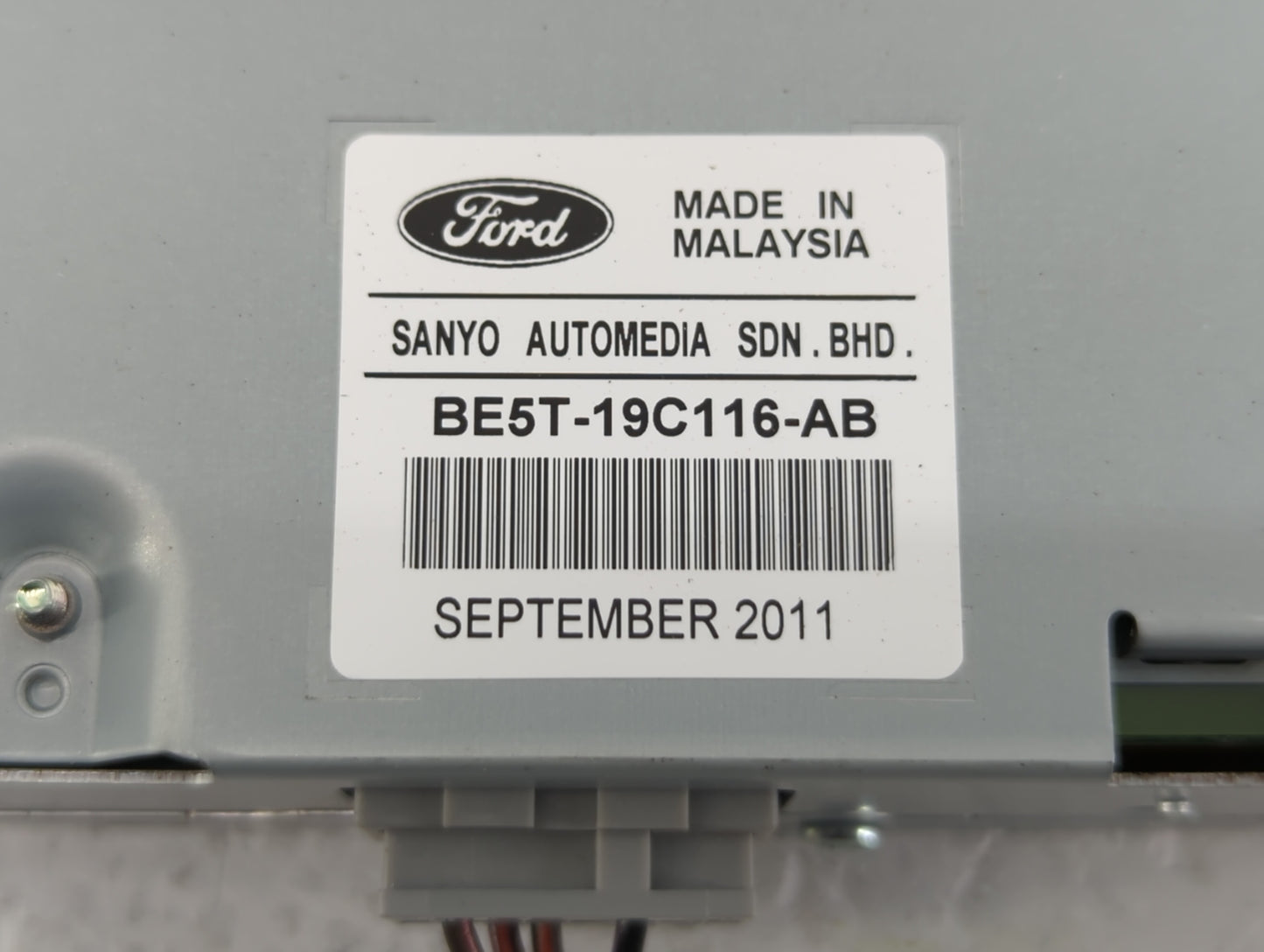 2010-2012 Ford Fusion Information Display Screen - Oemusedautoparts1.com