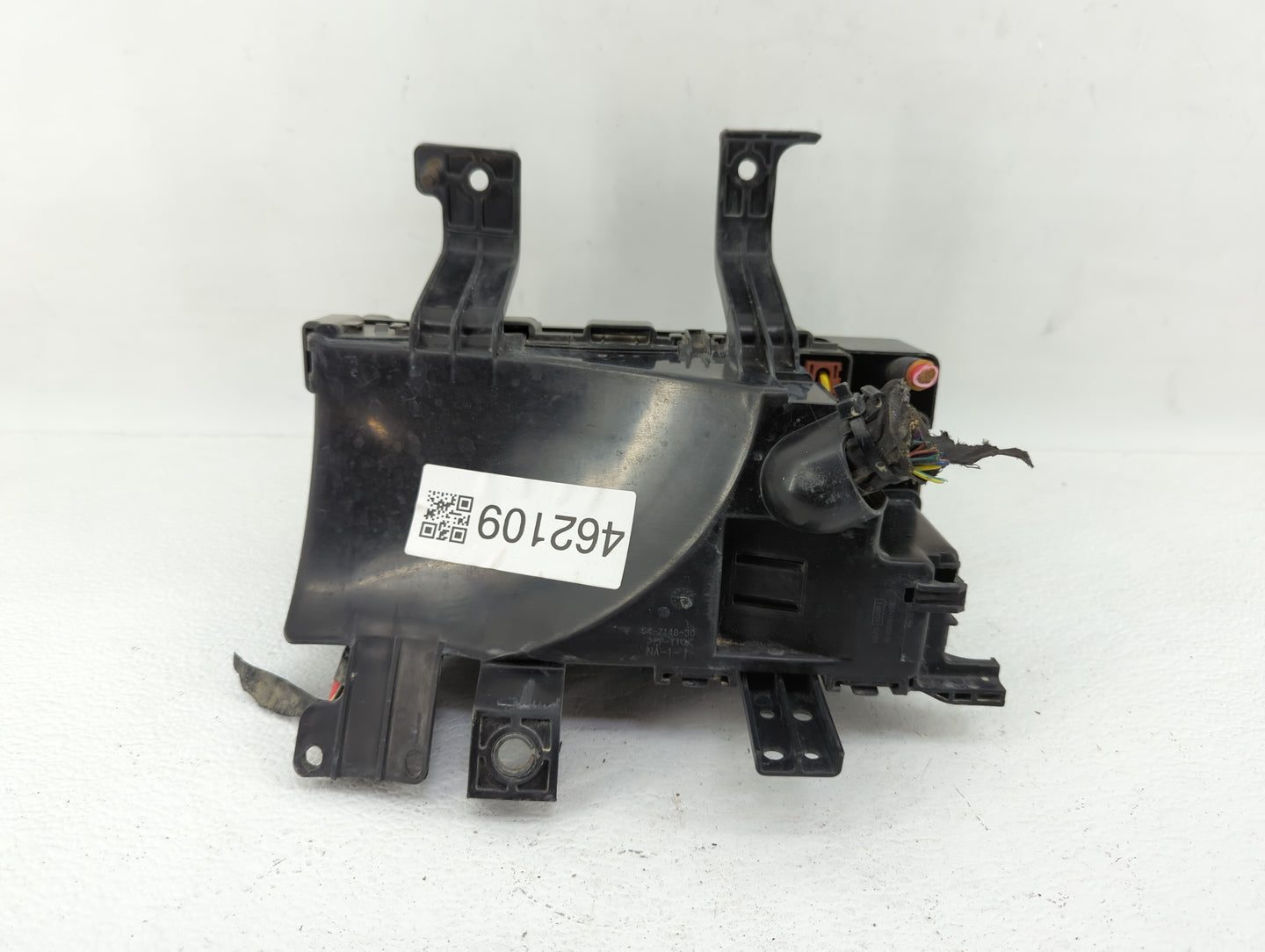 2010-2012 Ford Fusion Fusebox Fuse Box Panel Relay Module P/N:BE5T-14290-E 7E5T-14A003-BA, AE5T-14290-E Fits Fits 2010 2011 
