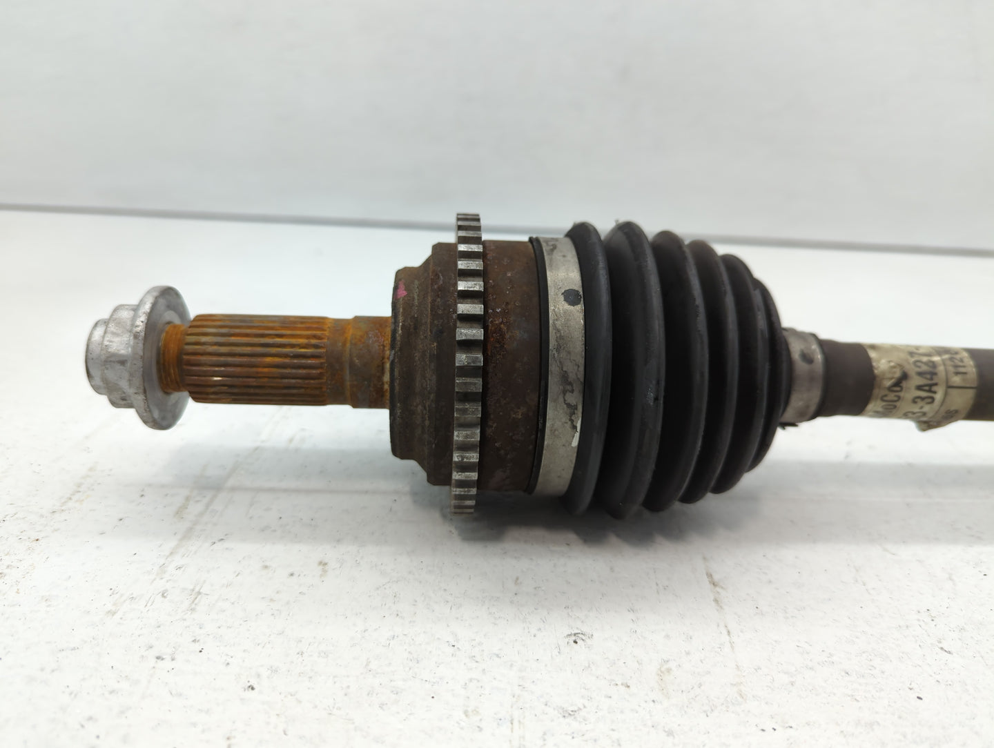 2010-2012 Ford Fusion Axle Shaft Front Passenger Cv C/v - Oemusedautoparts1.com