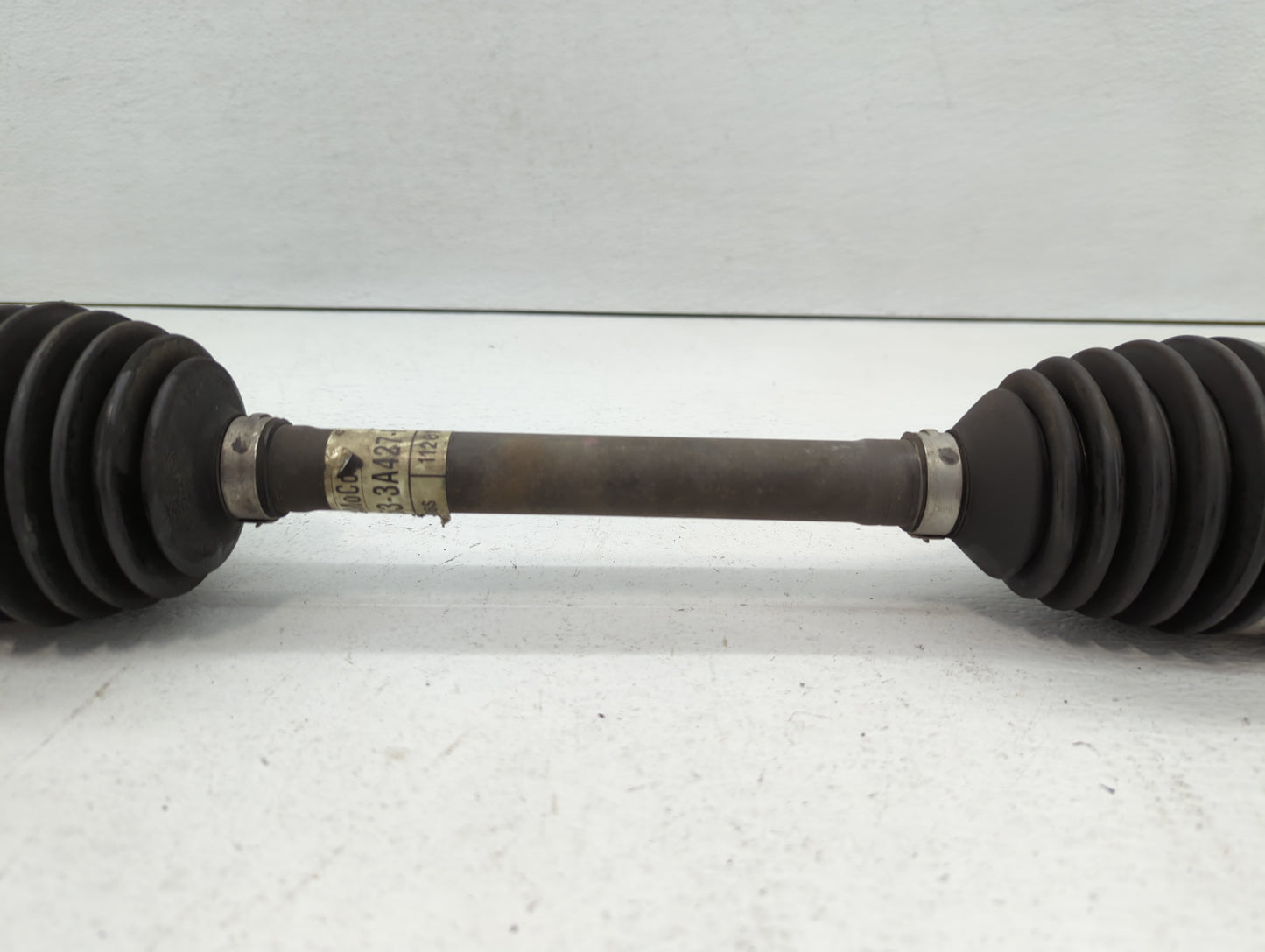 2010-2012 Ford Fusion Axle Shaft Front Passenger Cv C/v - Oemusedautoparts1.com