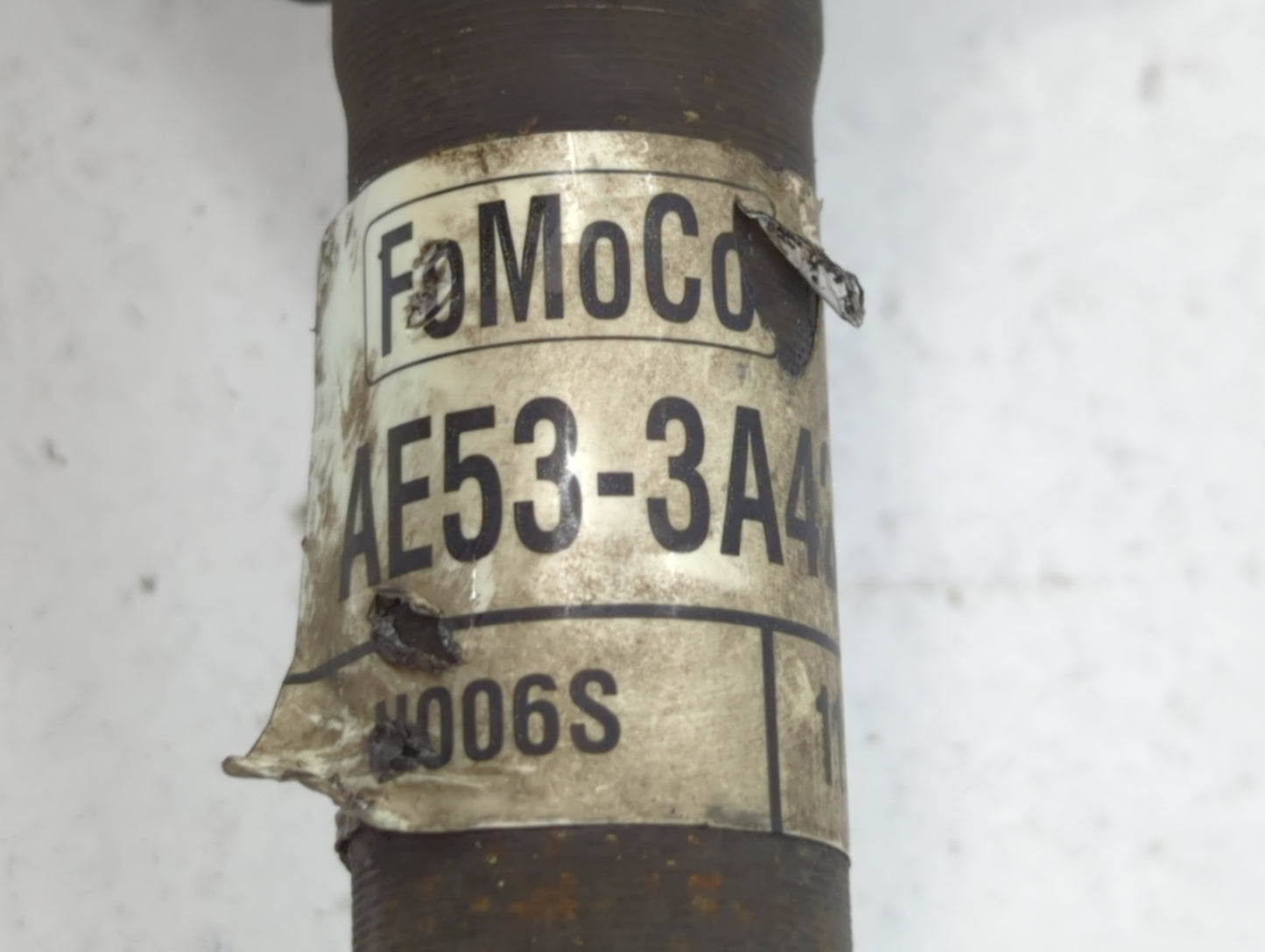 2010-2012 Ford Fusion Axle Shaft Front Passenger Cv C/v - Oemusedautoparts1.com