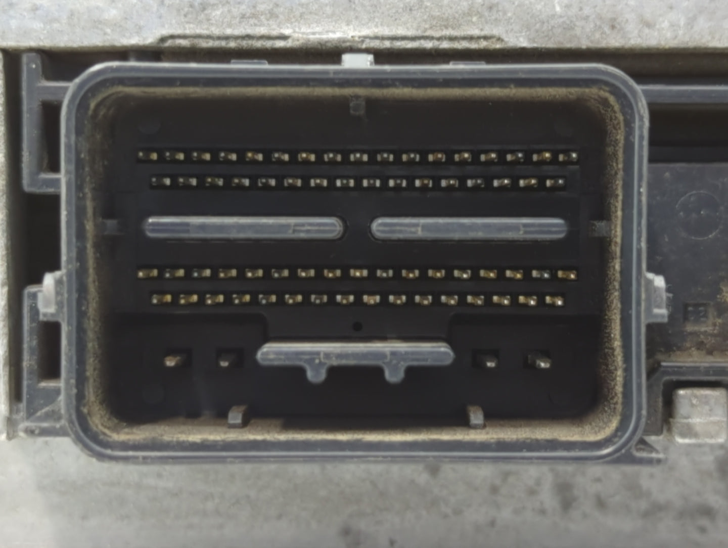 2011 Ford Fusion PCM Engine Control Computer ECU ECM PCU OEM P/N:AE5A-12A650-DFC AE5A-12A650-EPD, AE5A-12A650-EPB Fits OEM U