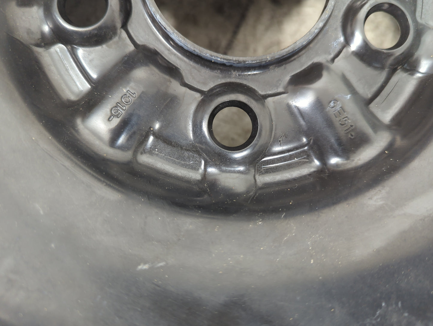 2006-2012 Ford Fusion Spare Donut Tire Wheel Rim Oem 5036776 - Oemusedautoparts1.com