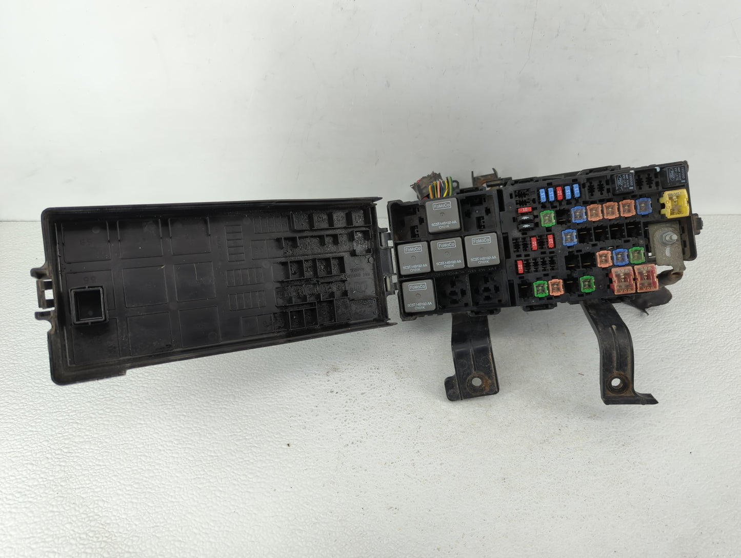 2010-2012 Ford Fusion Fusebox Fuse Box Panel Relay Module P/N:7E5T-14A003-BA AE5T-14290-E Fits Fits 2010 2011 2012 OEM Used 