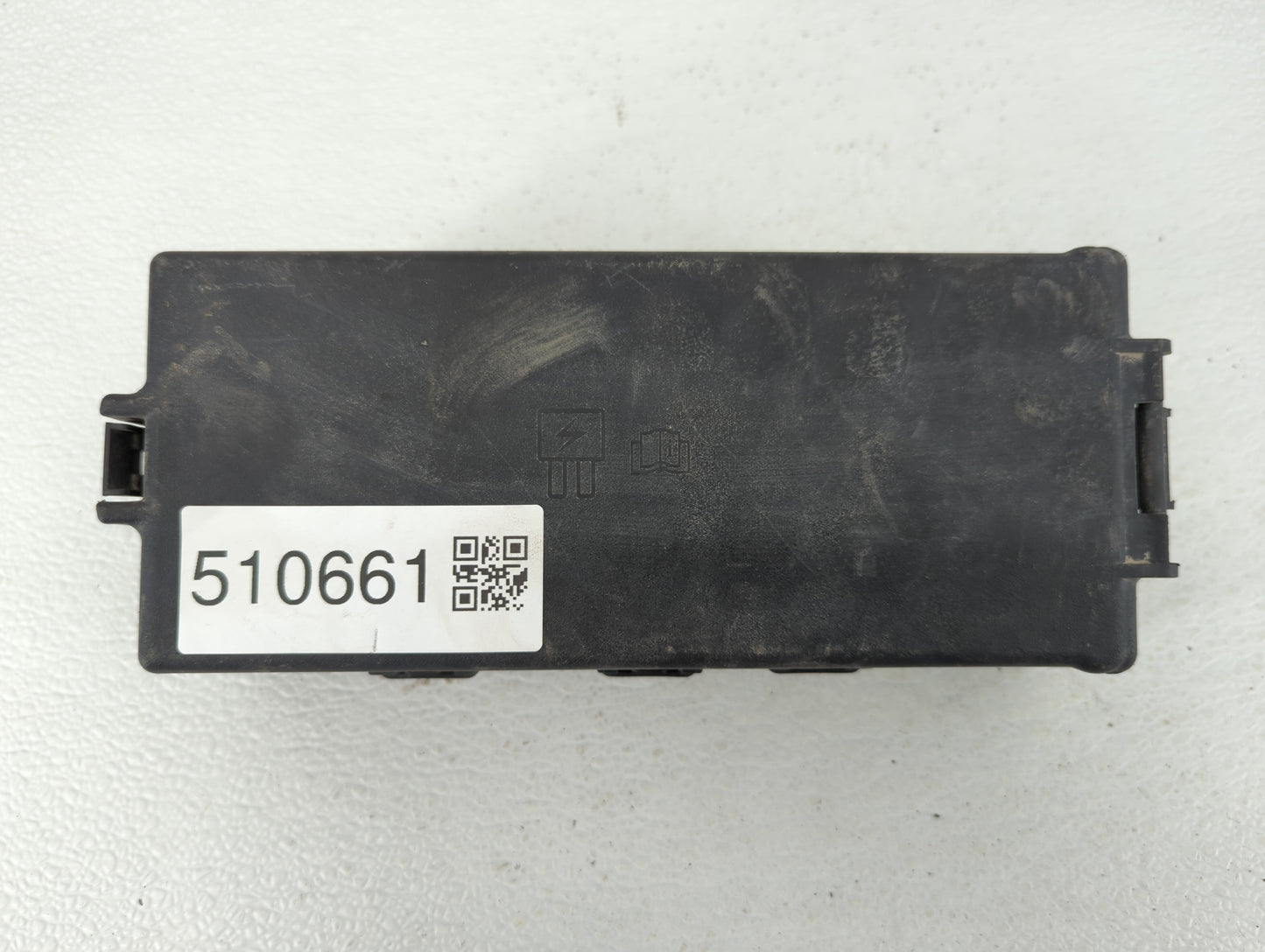 2010-2012 Ford Fusion Fusebox Fuse Box Panel Relay Module P/N:BE5T-14290-F Fits Fits 2010 2011 2012 OEM Used Auto Parts - Oe