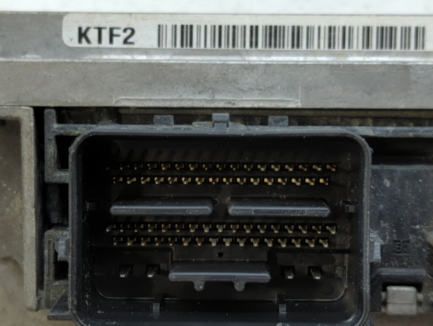 2011 Ford Fusion PCM Engine Control Computer ECU ECM PCU OEM P/N:AE5A-12A650-DFC AE5A-12A650-EPD, AE5A-12A650-EPB Fits OEM U