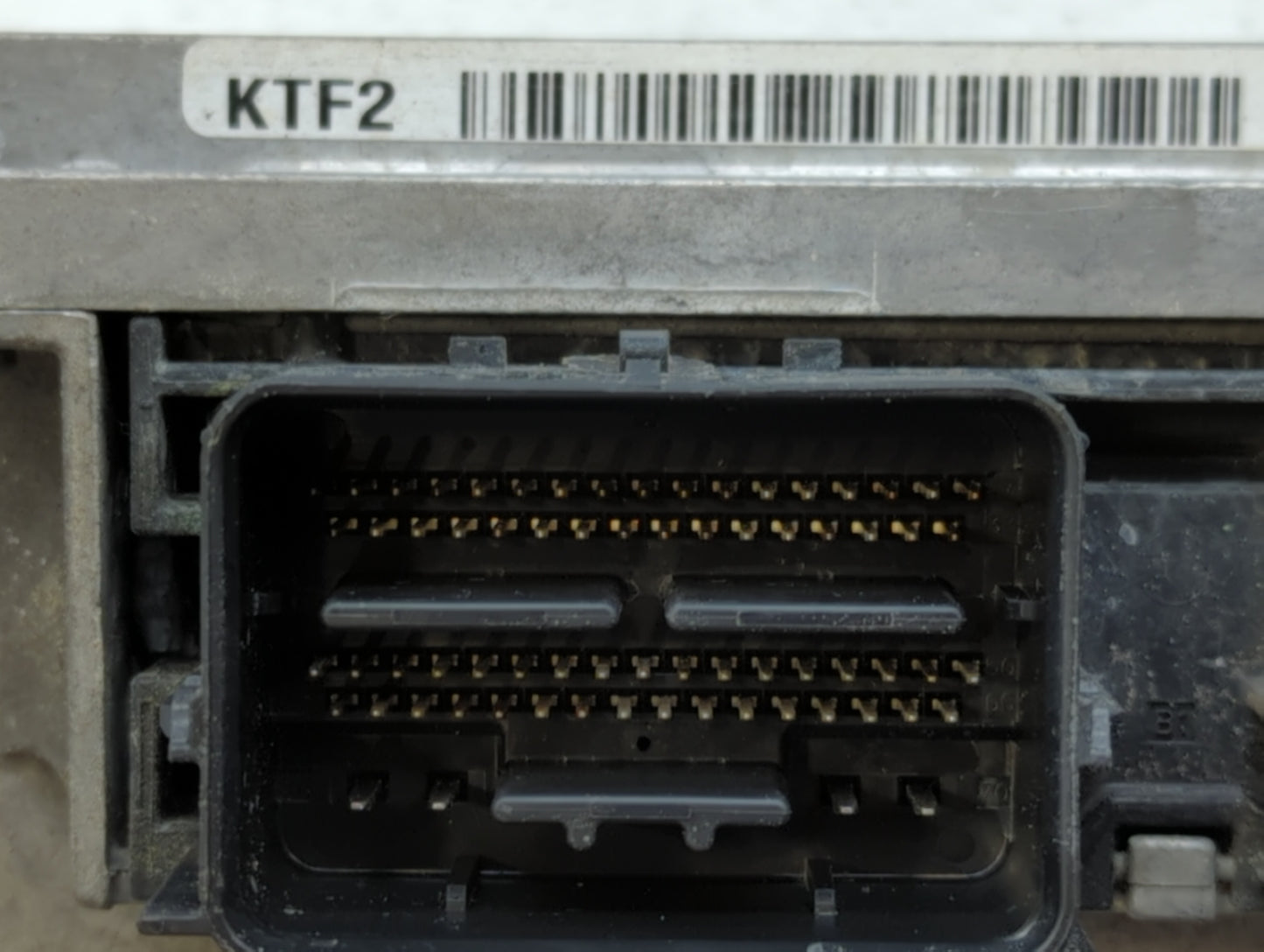 2011 Ford Fusion PCM Engine Control Computer ECU ECM PCU OEM P/N:AE5A-12A650-DFC AE5A-12A650-EPD, AE5A-12A650-EPB Fits OEM U