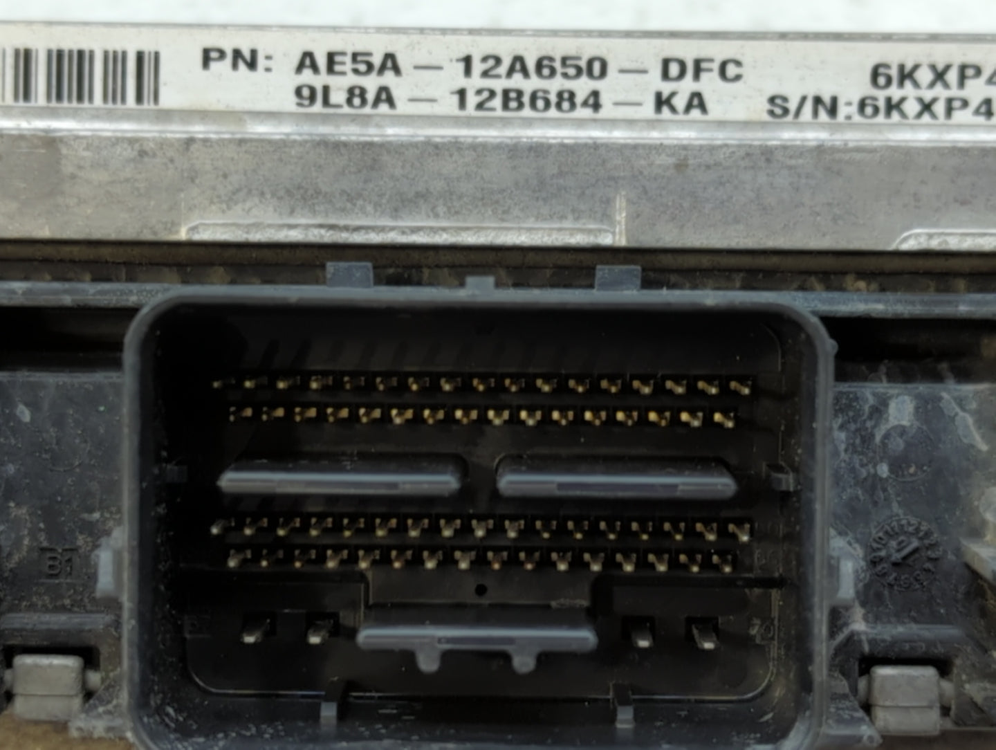 2011 Ford Fusion PCM Engine Control Computer ECU ECM PCU OEM P/N:AE5A-12A650-DFC AE5A-12A650-EPD, AE5A-12A650-EPB Fits OEM U