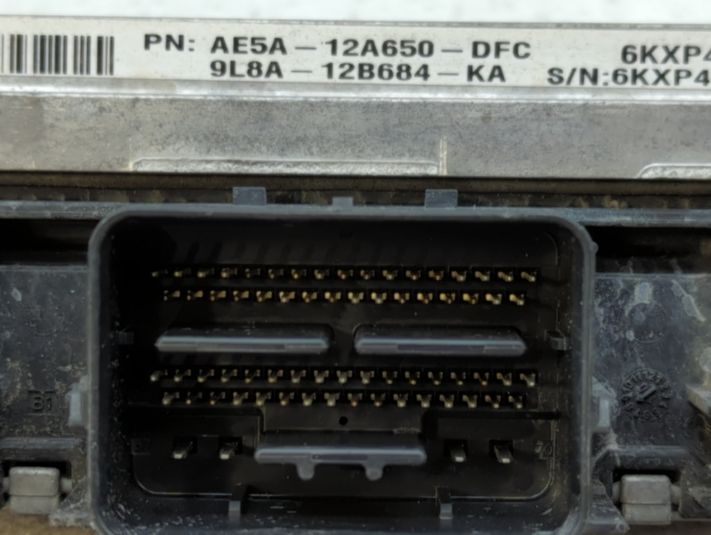 2011 Ford Fusion PCM Engine Control Computer ECU ECM PCU OEM P/N:AE5A-12A650-DFC AE5A-12A650-EPD, AE5A-12A650-EPB Fits OEM U