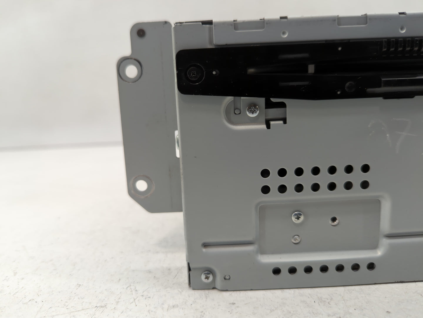 2010-2012 Ford Fusion Am Fm Cd Player Radio Receiver - Oemusedautoparts1.com