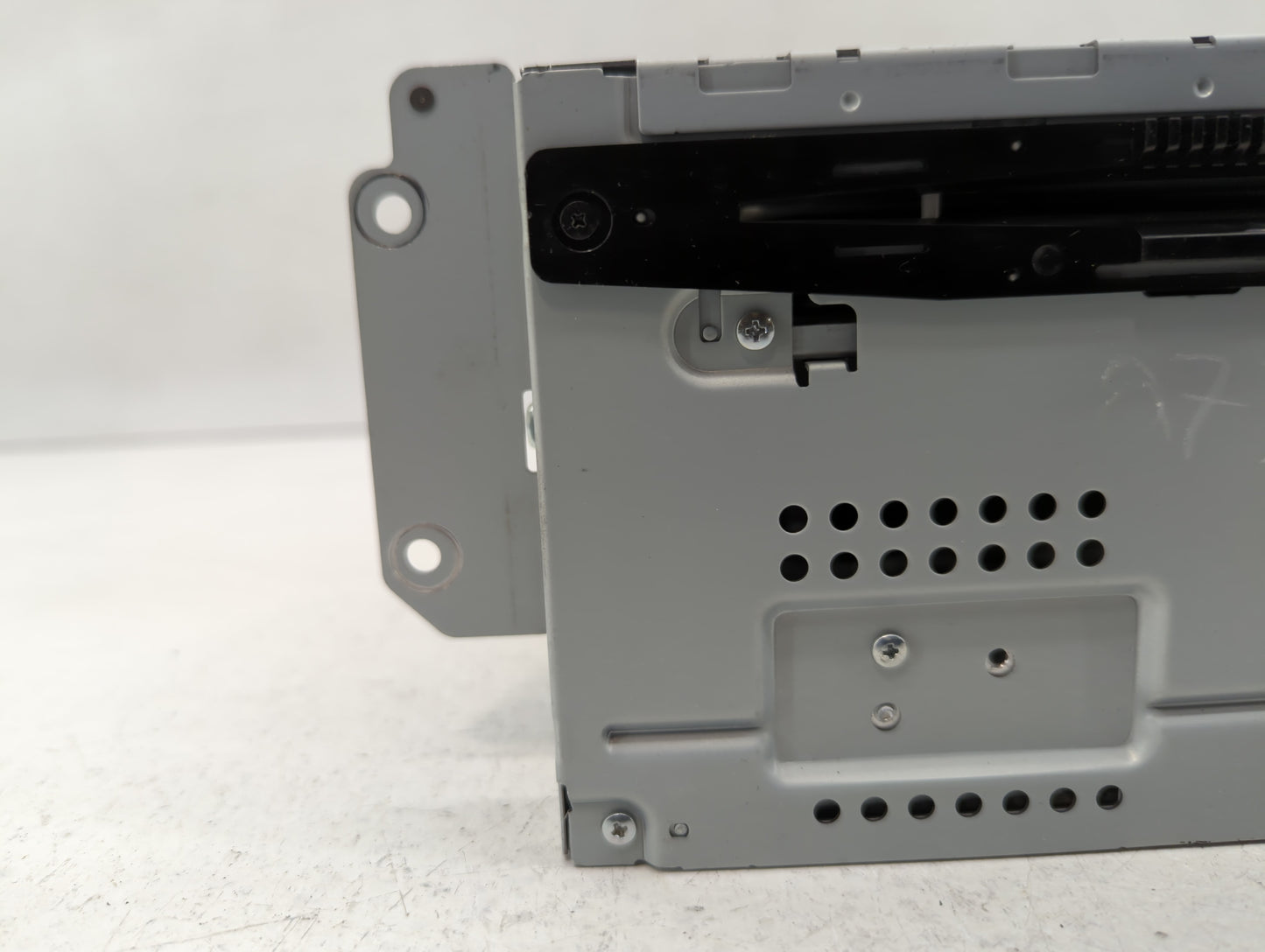 2010-2012 Ford Fusion Am Fm Cd Player Radio Receiver - Oemusedautoparts1.com
