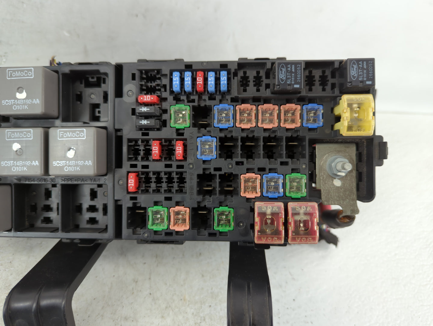 2010-2012 Ford Fusion Fusebox Fuse Box Panel Relay Module P/N:BE5T-14290-E Fits Fits 2010 2011 2012 OEM Used Auto Parts - Oe