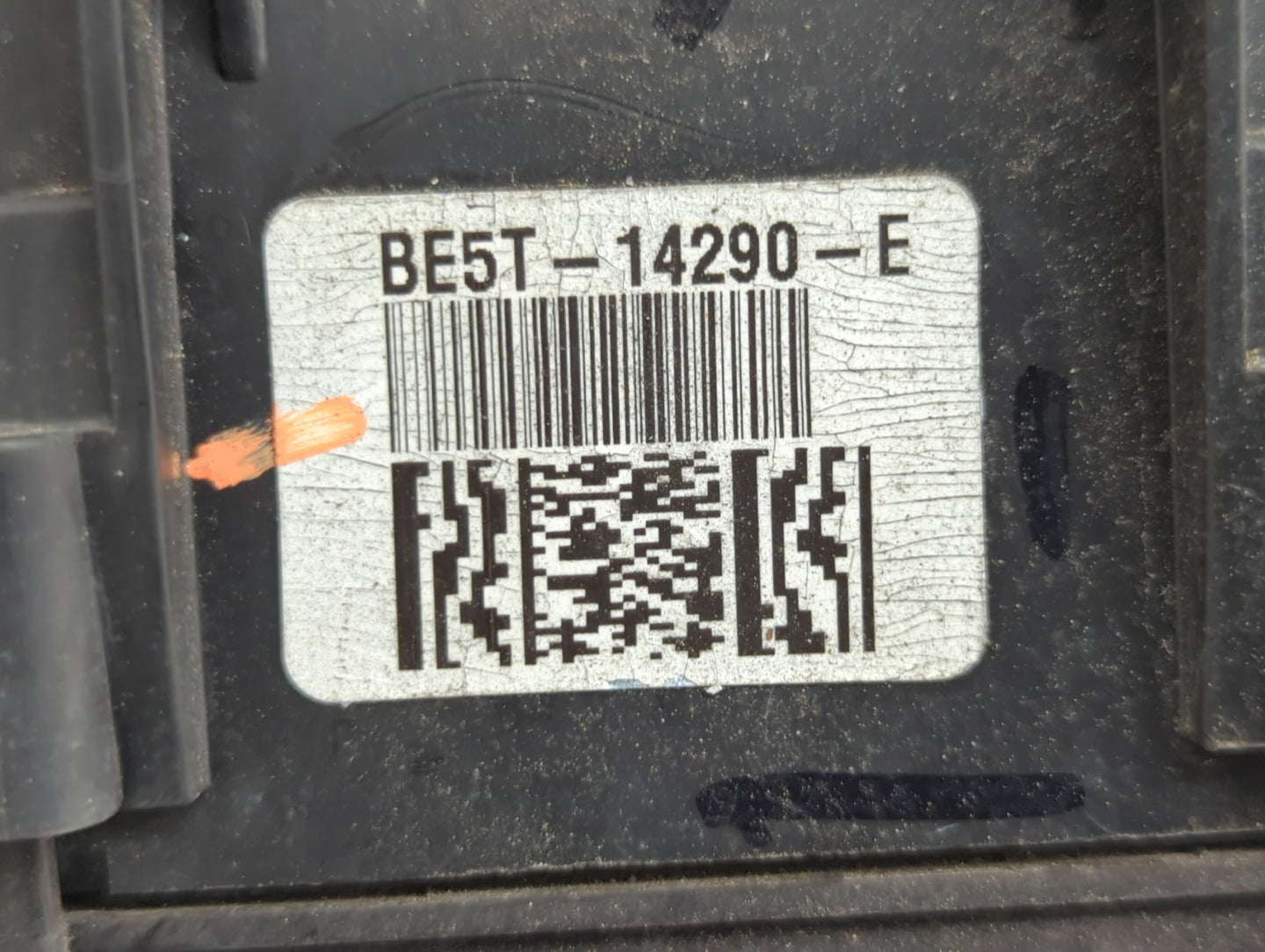 2010-2012 Ford Fusion Fusebox Fuse Box Panel Relay Module P/N:BE5T-14290-E Fits Fits 2010 2011 2012 OEM Used Auto Parts - Oe
