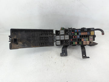 2010-2012 Ford Fusion Fusebox Fuse Box Panel Relay Module P/N:BE5T-14290-E Fits Fits 2010 2011 2012 OEM Used Auto Parts