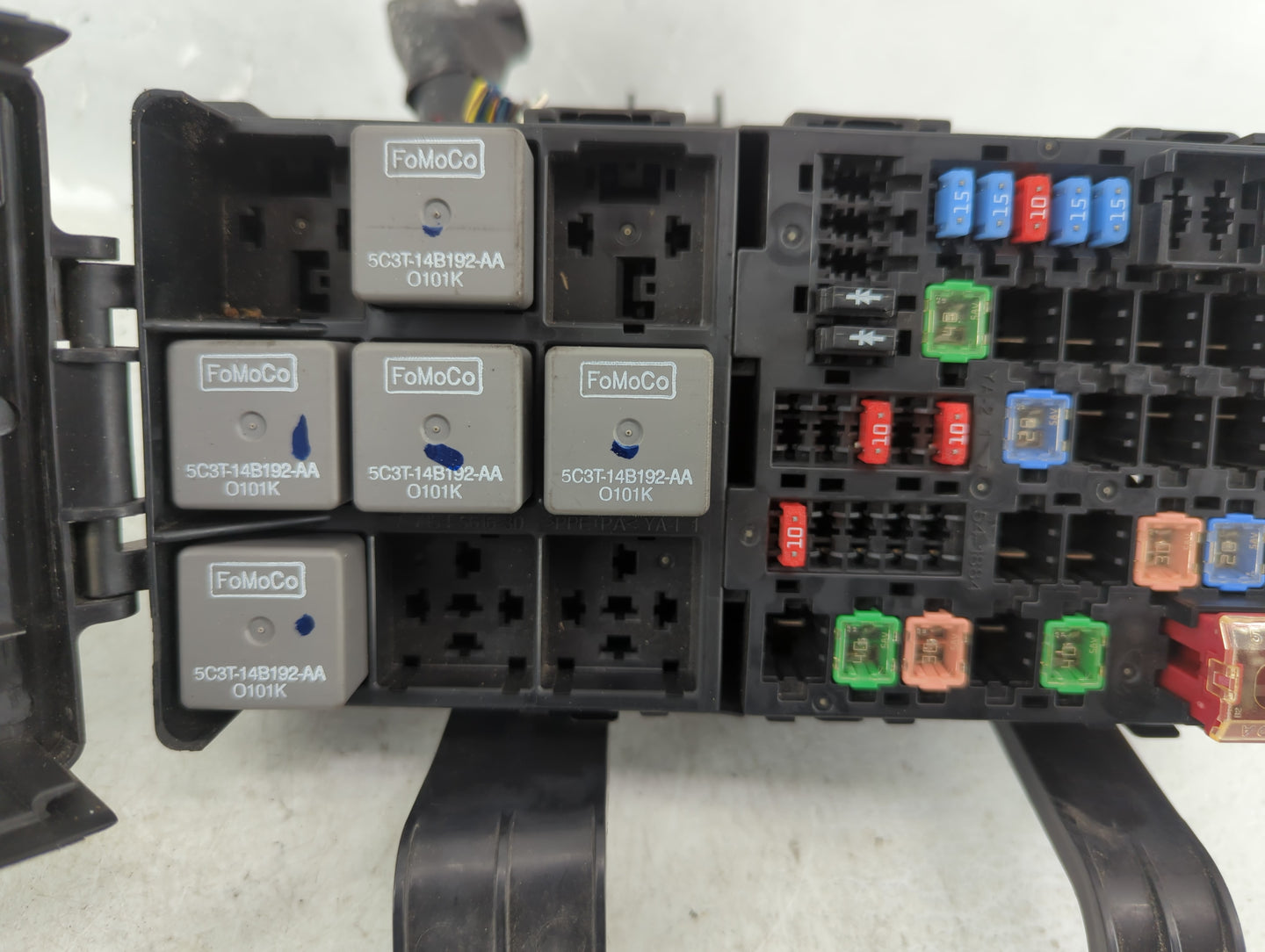 2010-2012 Ford Fusion Fusebox Fuse Box Panel Relay Module P/N:BE5T-14290-D Fits Fits 2010 2011 2012 OEM Used Auto Parts - Oe