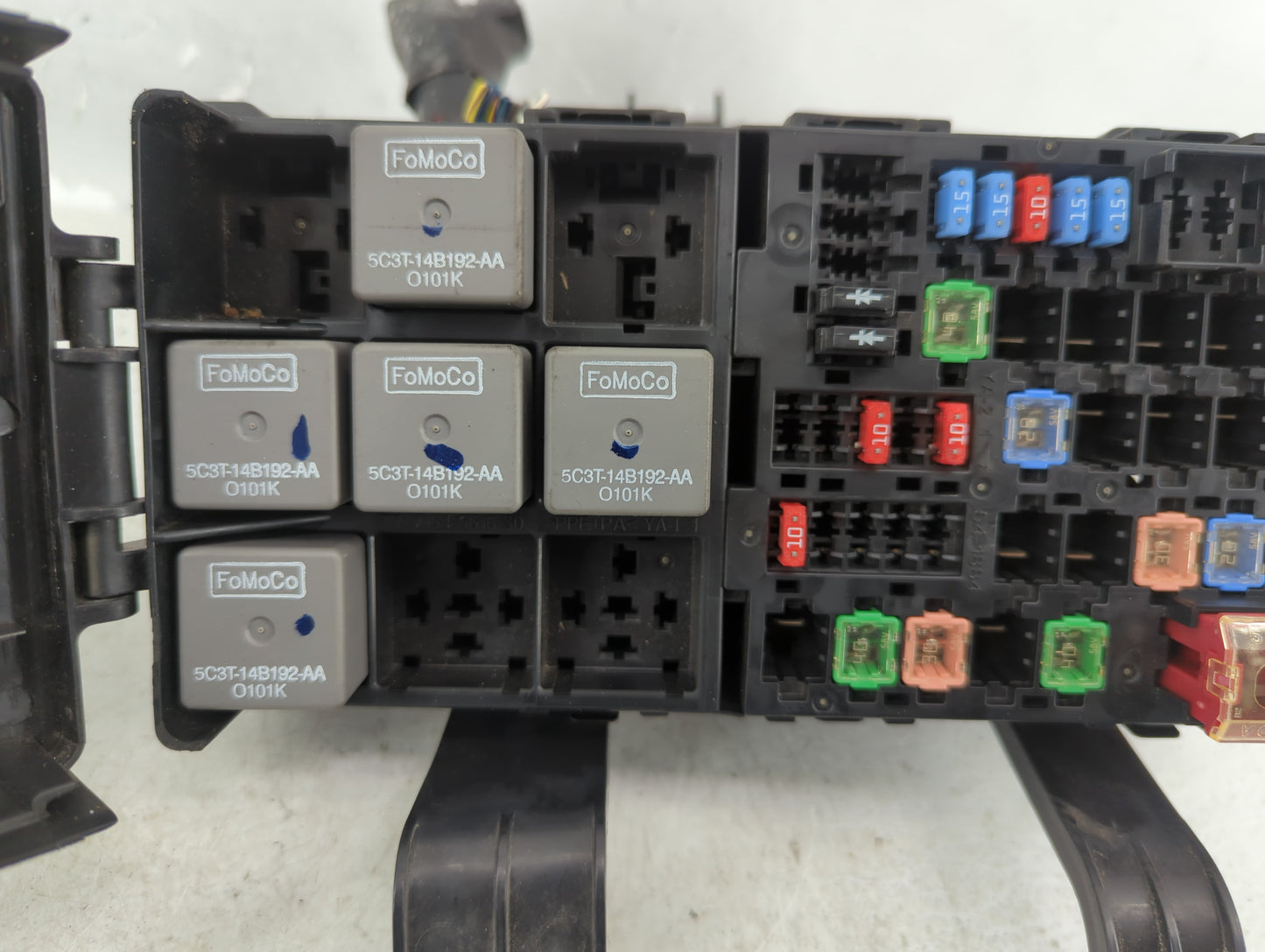 2010-2012 Ford Fusion Fusebox Fuse Box Panel Relay Module P/N:BE5T-14290-D Fits Fits 2010 2011 2012 OEM Used Auto Parts - Oe