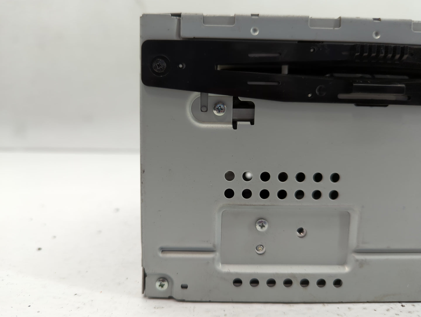 2011-2012 Ford Fusion Radio AM FM Cd Player Receiver Replacement P/N:BE5T-19C158-AB Fits Fits 2011 2012 OEM Used Auto Parts 