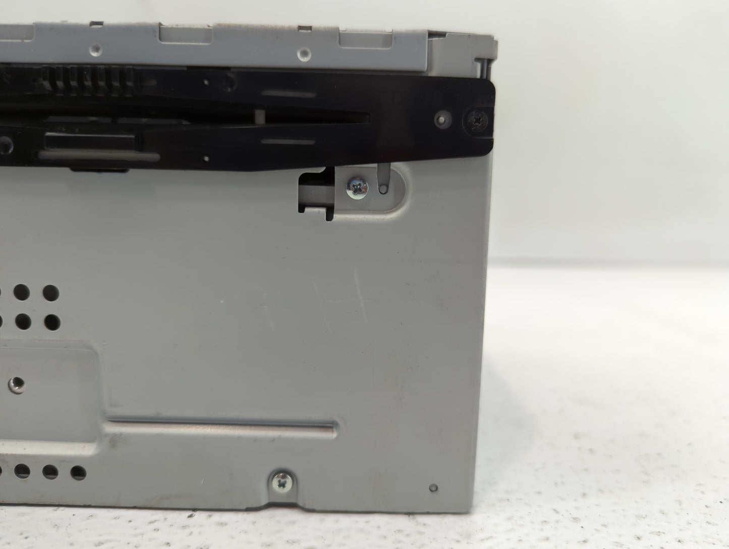 2011-2012 Ford Fusion Radio AM FM Cd Player Receiver Replacement P/N:BE5T-19C158-AB Fits Fits 2011 2012 OEM Used Auto Parts 