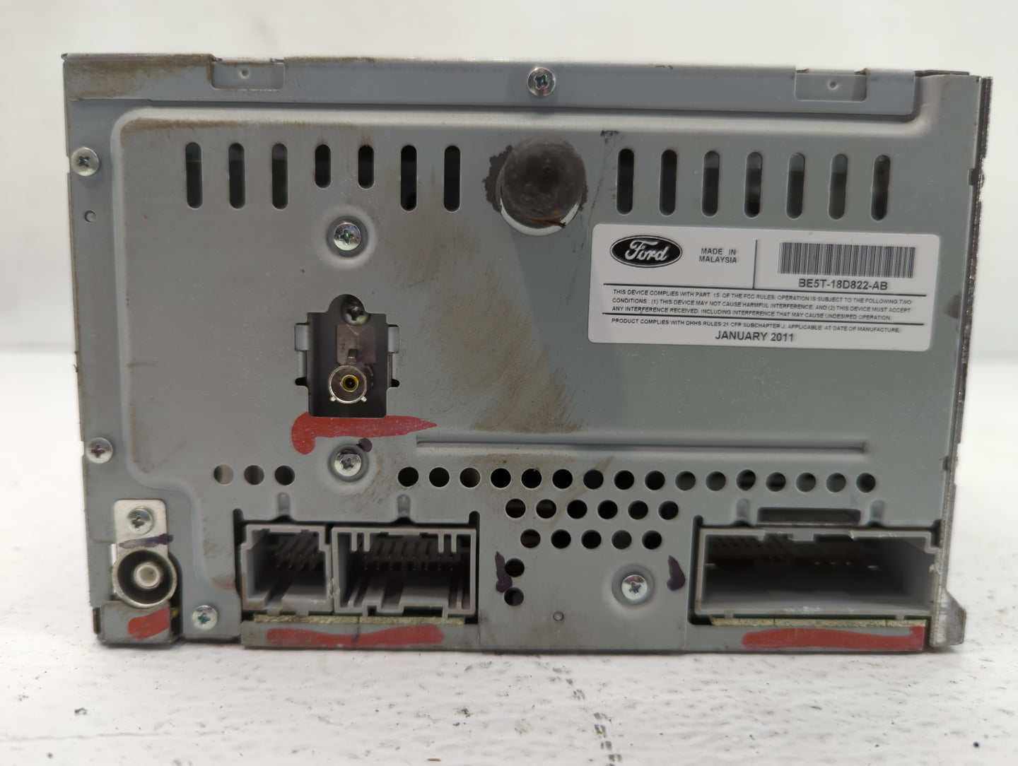 2011-2012 Ford Fusion Radio AM FM Cd Player Receiver Replacement P/N:BE5T-19C158-AB Fits Fits 2011 2012 OEM Used Auto Parts 