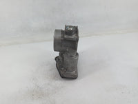2010-2012 Ford Fusion Throttle Body P/N:163633004210 DS7E-9F991-AJ Fits Fits 2009 2010 2011 2012 OEM Used Auto Parts - Oemus