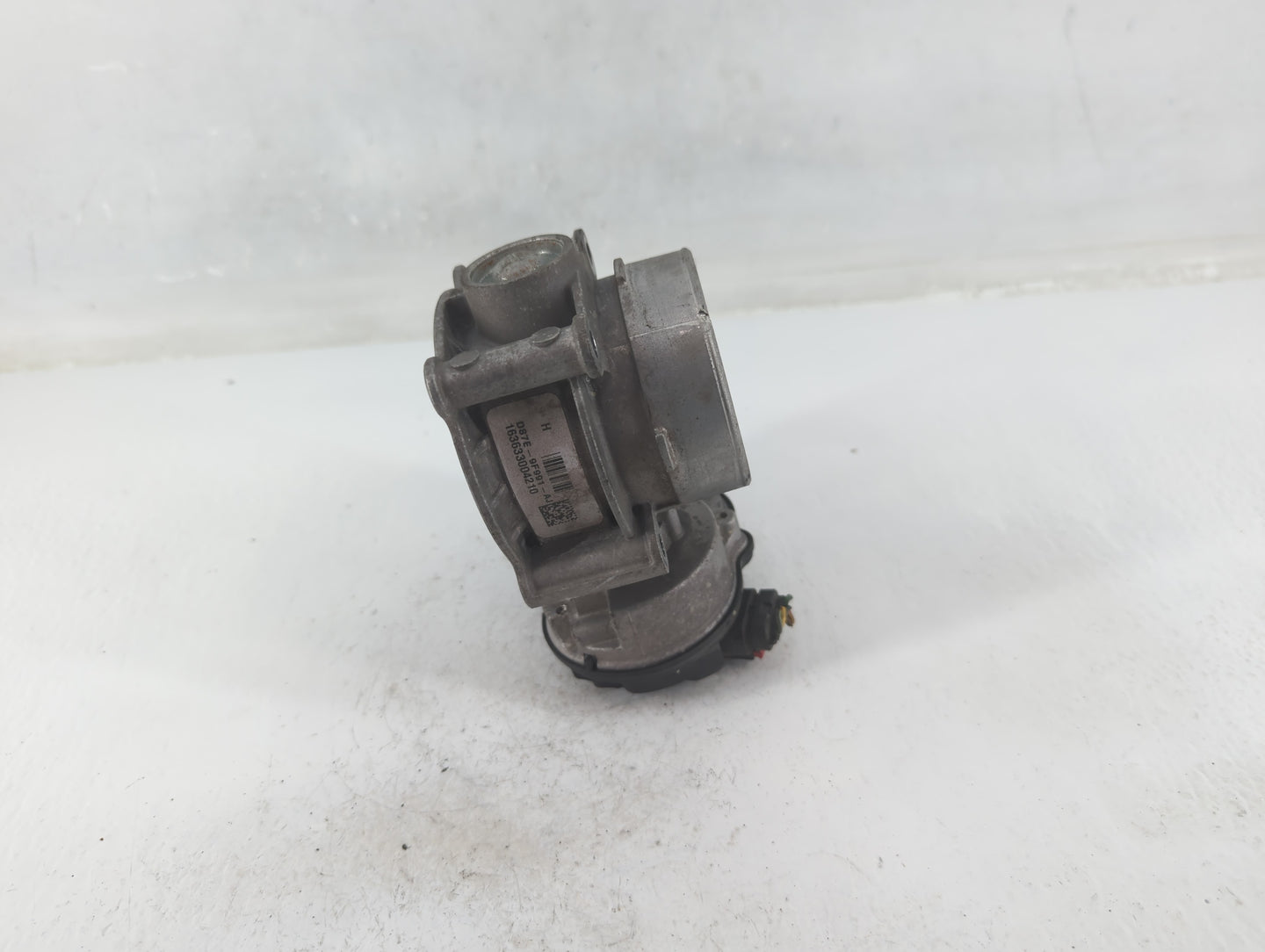 2010-2012 Ford Fusion Throttle Body P/N:163633004210 DS7E-9F991-AJ Fits Fits 2009 2010 2011 2012 OEM Used Auto Parts - Oemus