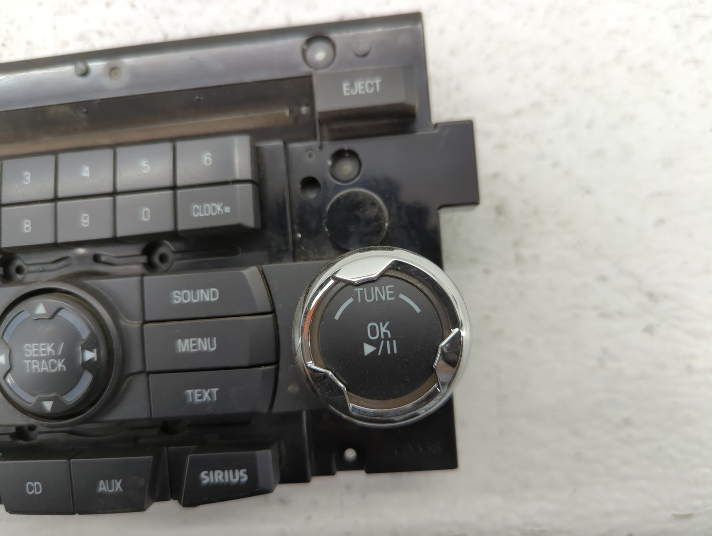 2010-2012 Ford Fusion Radio AM FM Cd Player Receiver Replacement P/N:9E5T-18A802-AE Fits Fits 2010 2011 2012 OEM Used Auto P