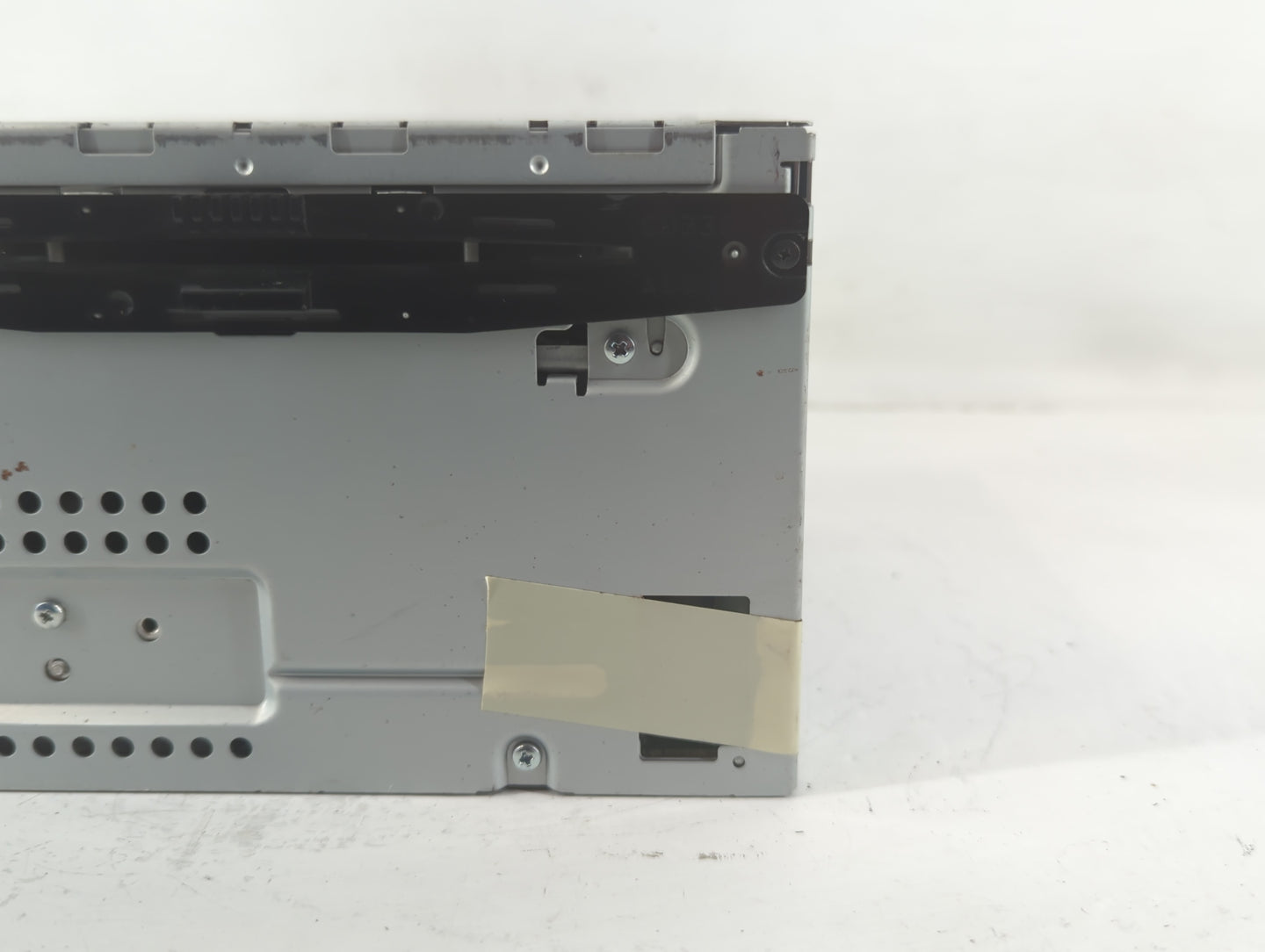 2010-2012 Ford Fusion Radio AM FM Cd Player Receiver Replacement P/N:BE5T-19C157-AA Fits Fits 2010 2011 2012 OEM Used Auto P