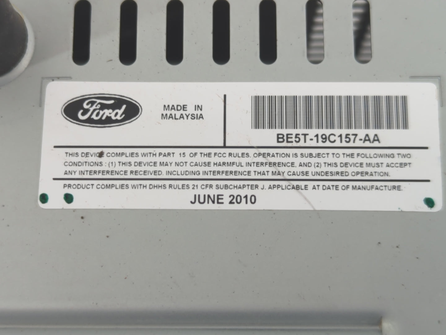 2010-2012 Ford Fusion Radio AM FM Cd Player Receiver Replacement P/N:BE5T-19C157-AA Fits Fits 2010 2011 2012 OEM Used Auto P