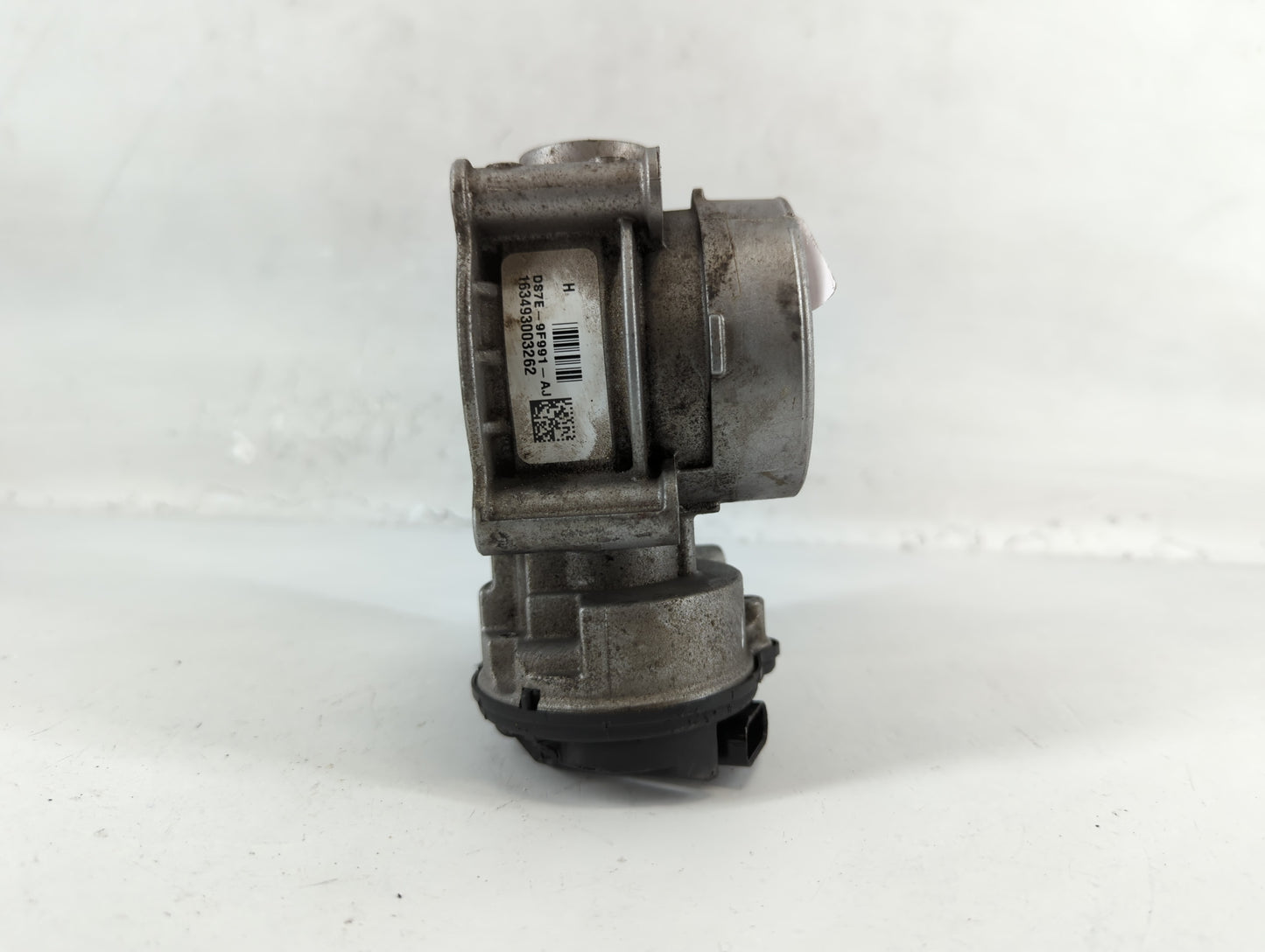 2010-2012 Ford Fusion Throttle Body P/N:163493003262 DS7E-9F991-AJ Fits Fits 2009 2010 2011 2012 OEM Used Auto Parts - Oemus