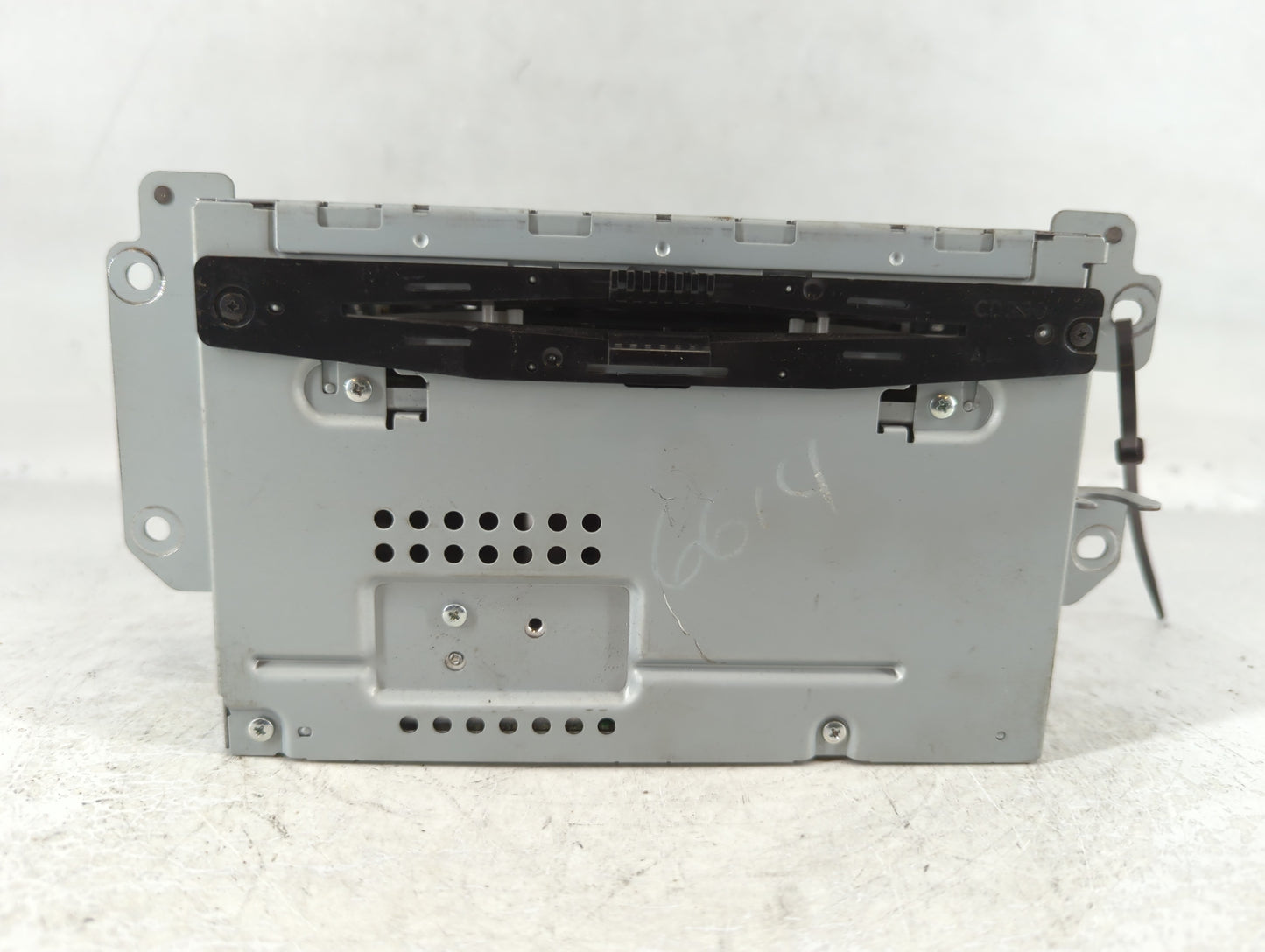 2010-2012 Ford Fusion Radio AM FM Cd Player Receiver Replacement P/N:BE5T-19C157-AB Fits Fits 2010 2011 2012 OEM Used Auto P