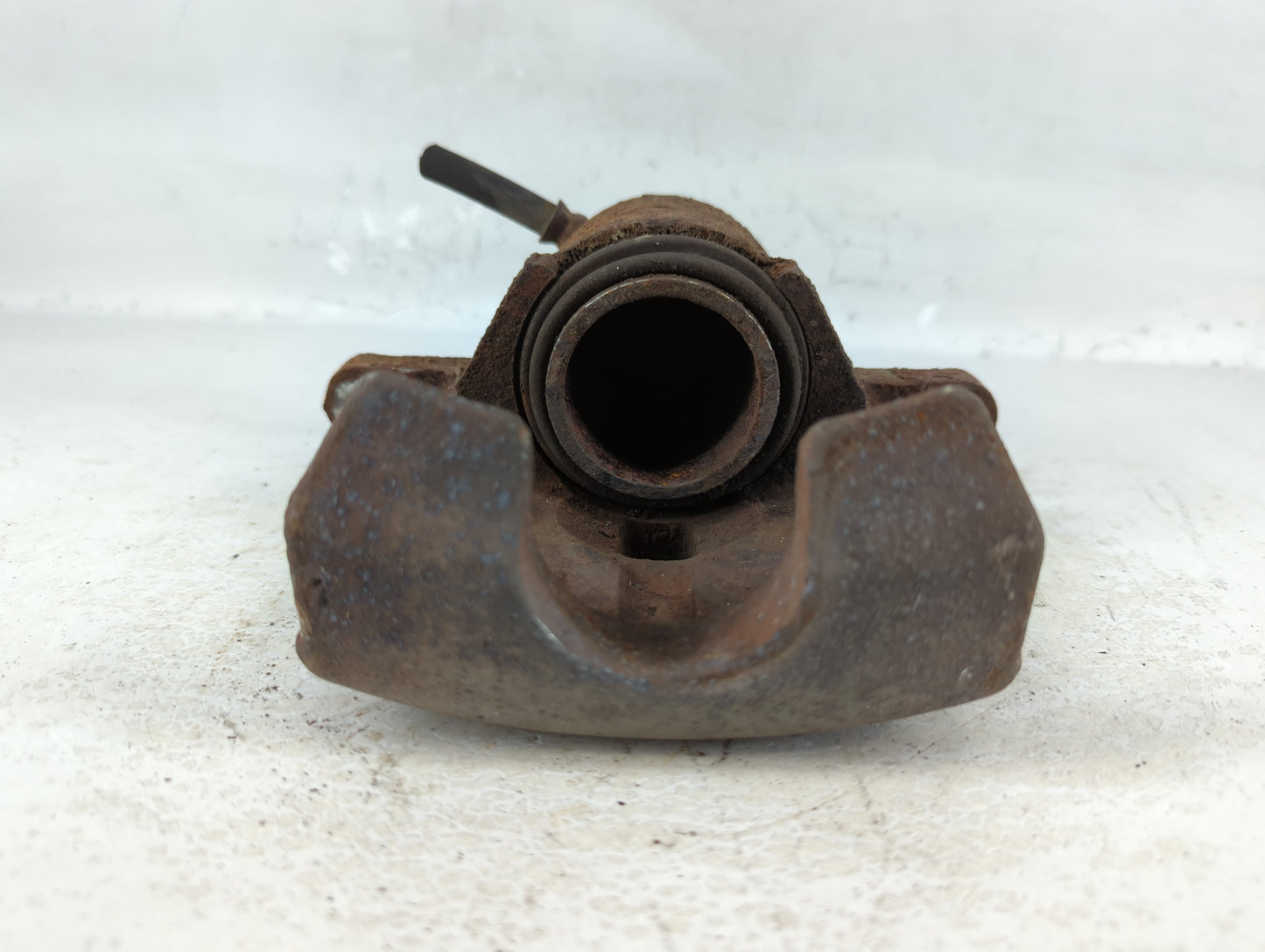 2006-2012 Ford Fusion Front Driver Left Brake Caliper 742612 - Oemusedautoparts1.com