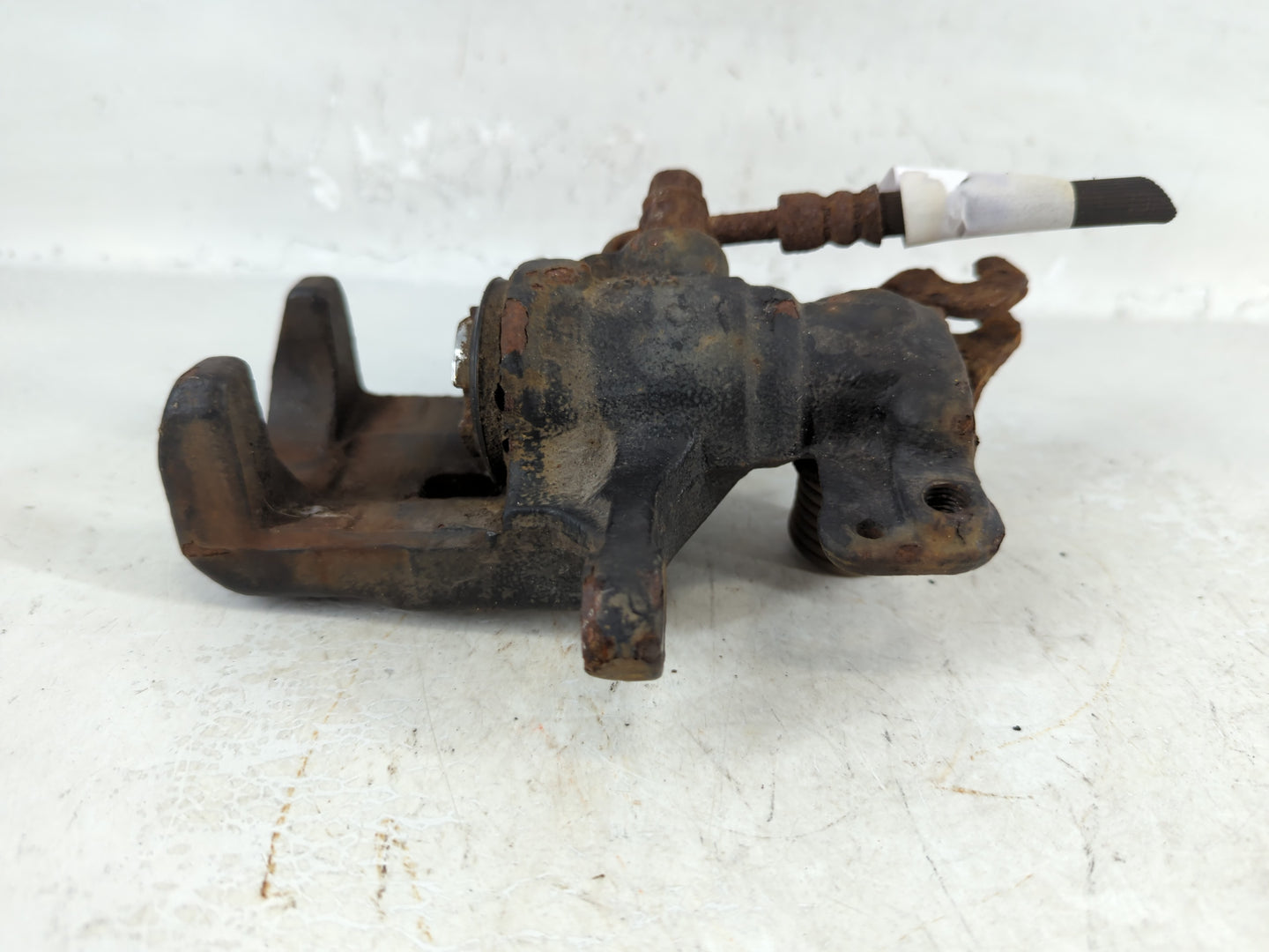 2006-2012 Ford Fusion Front Driver Left Brake Caliper 743623 - Oemusedautoparts1.com