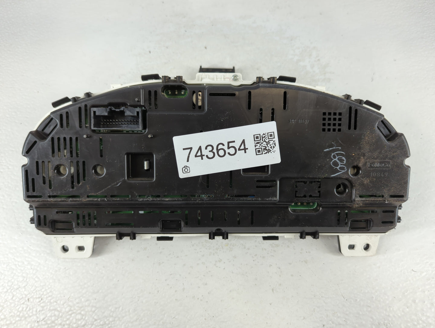 2011-2012 Ford Fusion Instrument Cluster Speedometer Gauges P/N:BE5T-10849-CD Fits Fits 2011 2012 OEM Used Auto Parts - Oemu